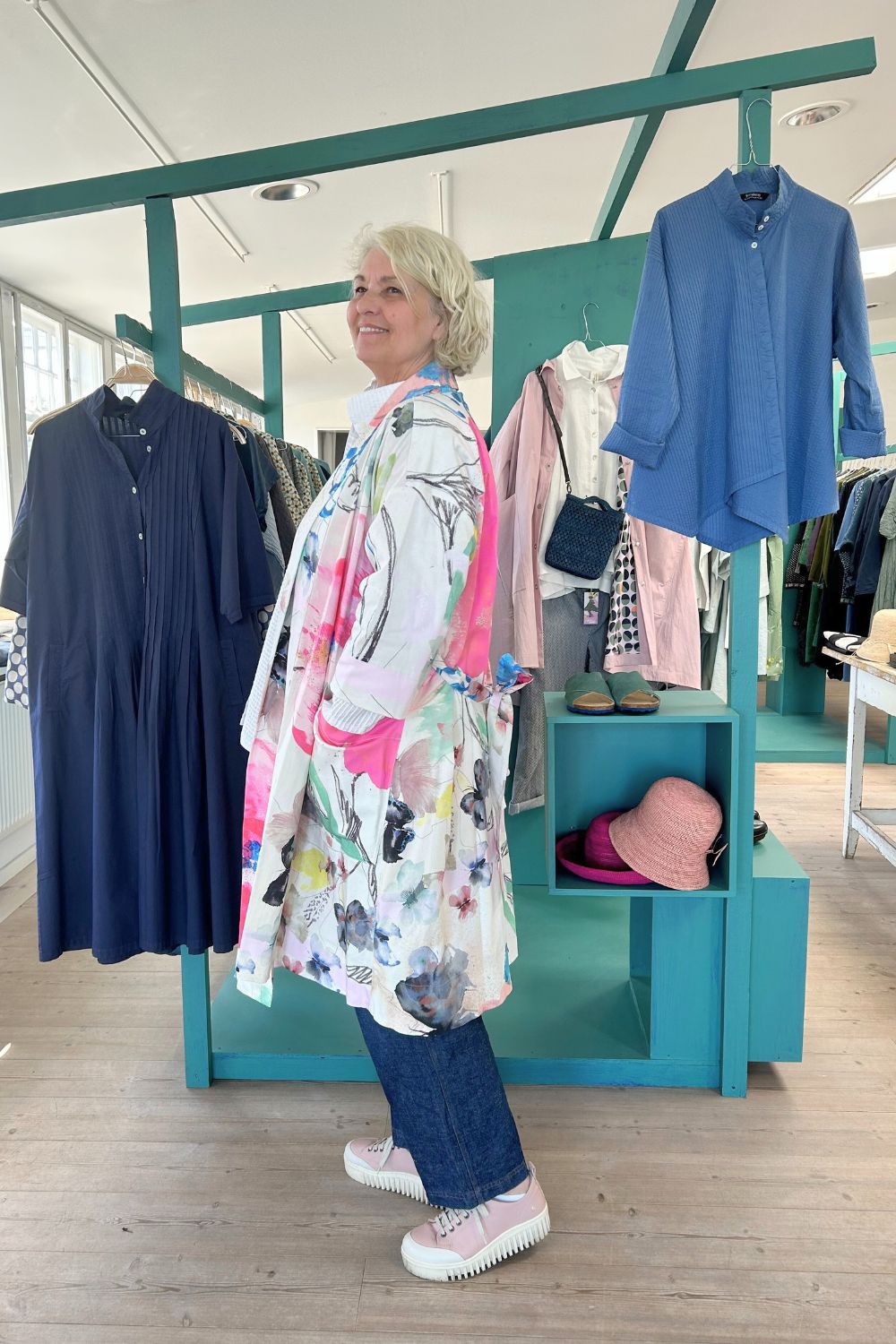 mc970a-pi25-mcverdi-kimino-jakke-jacket-signekejlbo-grafisk-print-pink-1