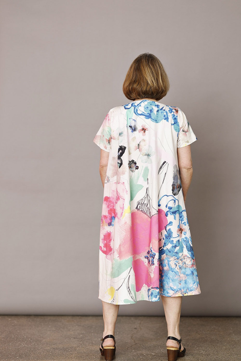 Mc970c-pi25-charlotte-kjole-A-sihulet-signe-kejlbo-grafisk-print -2