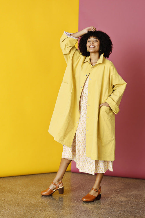 mc920c-ye25-mcverdi-danskdesign-frakke-lunafrakke-coat-forårsfrakke-sommerjakke-gul-yellow