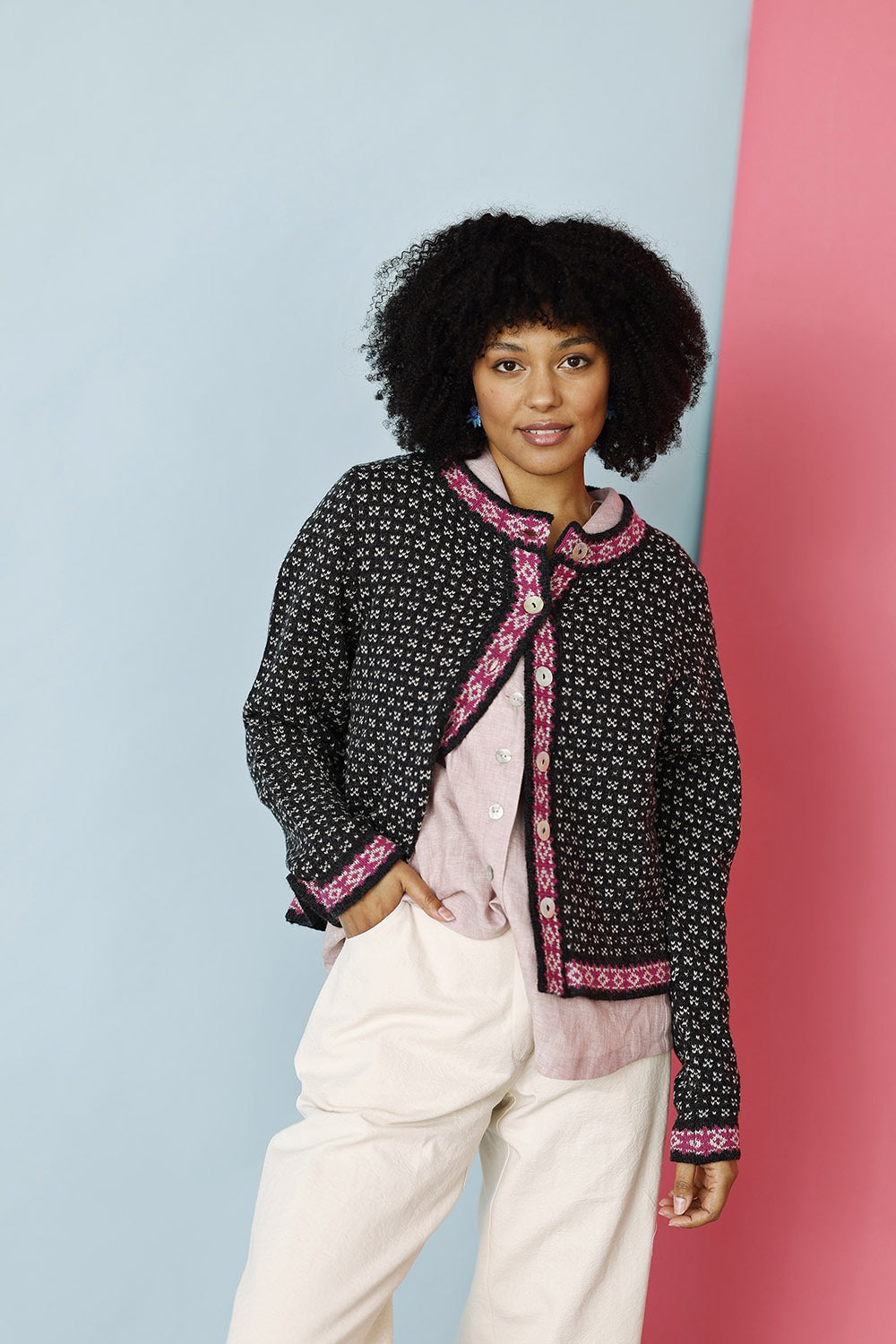mc954a-sort-pink-cardigan-knit-strik-norskstrik-uld-almmeuld1
