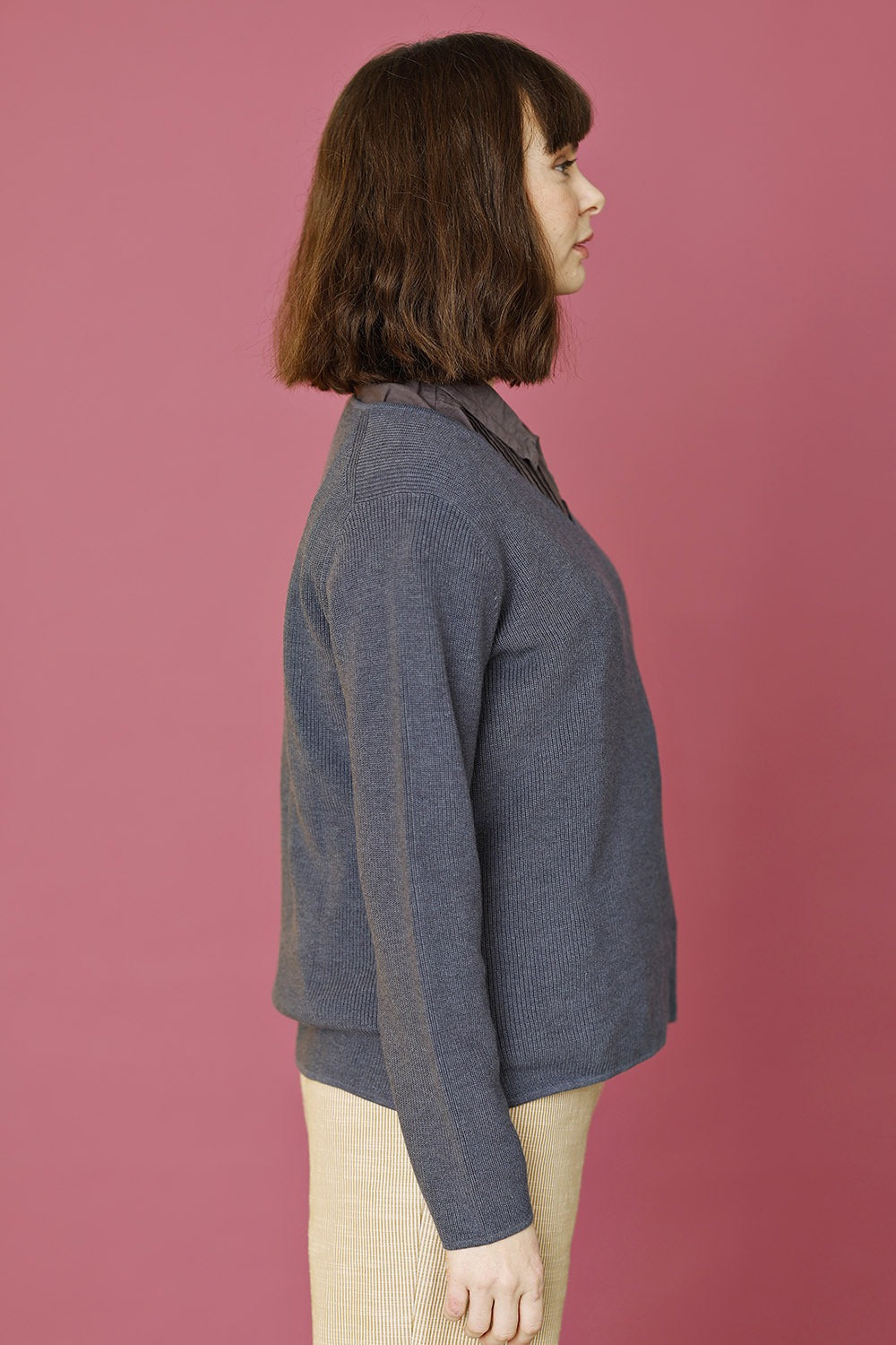 mansted-nerida-92-mercury-strik-vhals-Vneck-sommerstrik-grå-gråstrik-grey-3