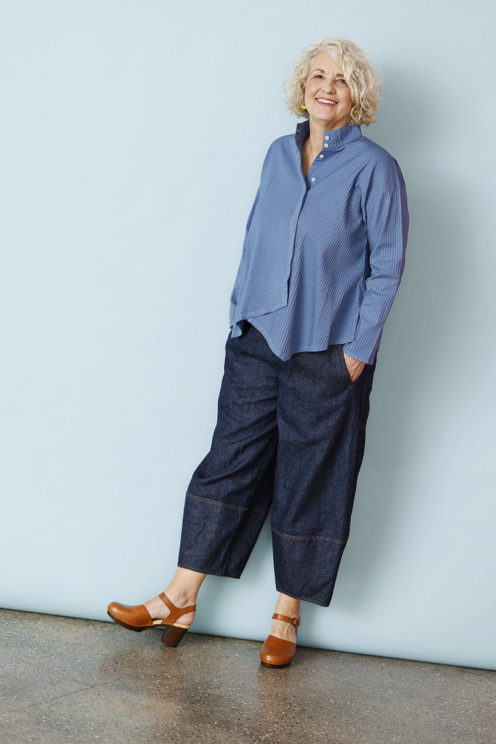 ym-1023991-n-8306-skjorte-asymmetrisk-støvet-blå-1