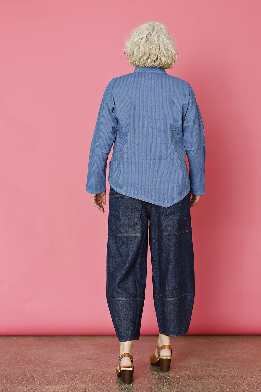 ym-1023991-n-8306-skjorte-asymmetrisk-støvet-blå-5