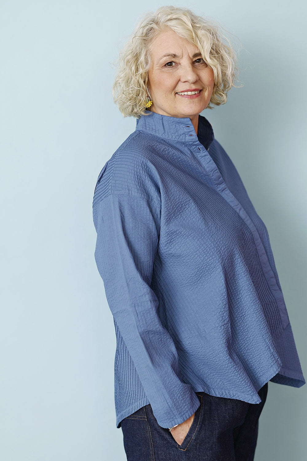 ym-1023991-n-8306-skjorte-asymmetrisk-støvet-blå-3