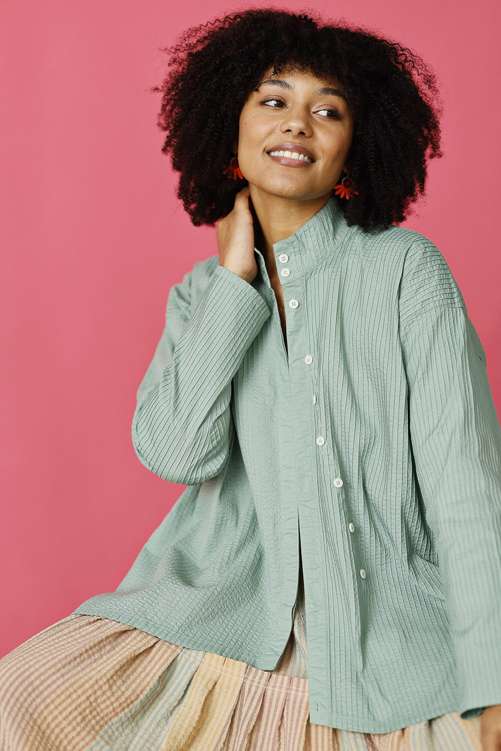 ym-1023991-n-7425-skjorte-yaccomaricard-jade-grøn-asymmestrik