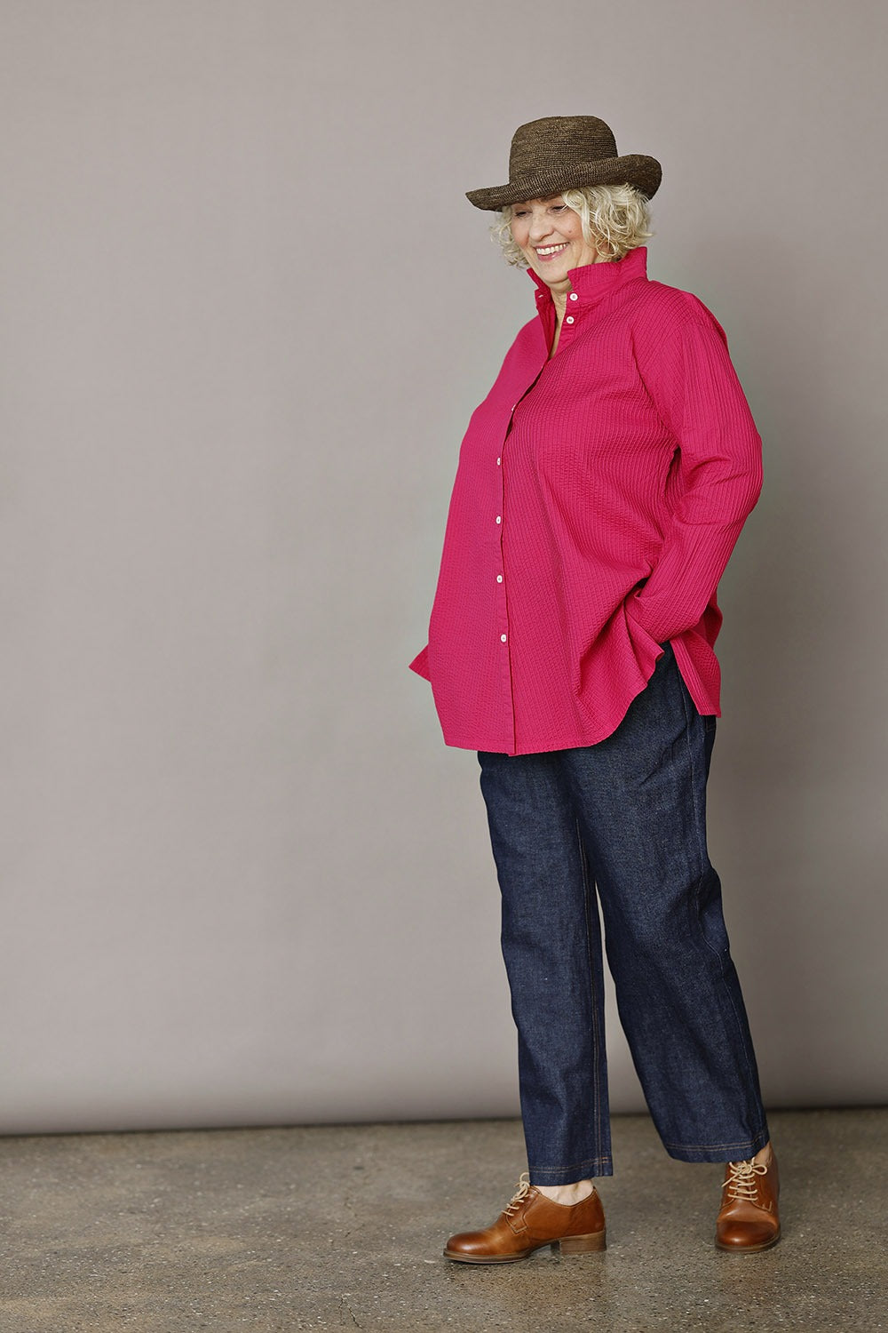 ym-1023928-7426-skjorte-shirt-hotpink-sommerskjorte-shirt-ss25-1