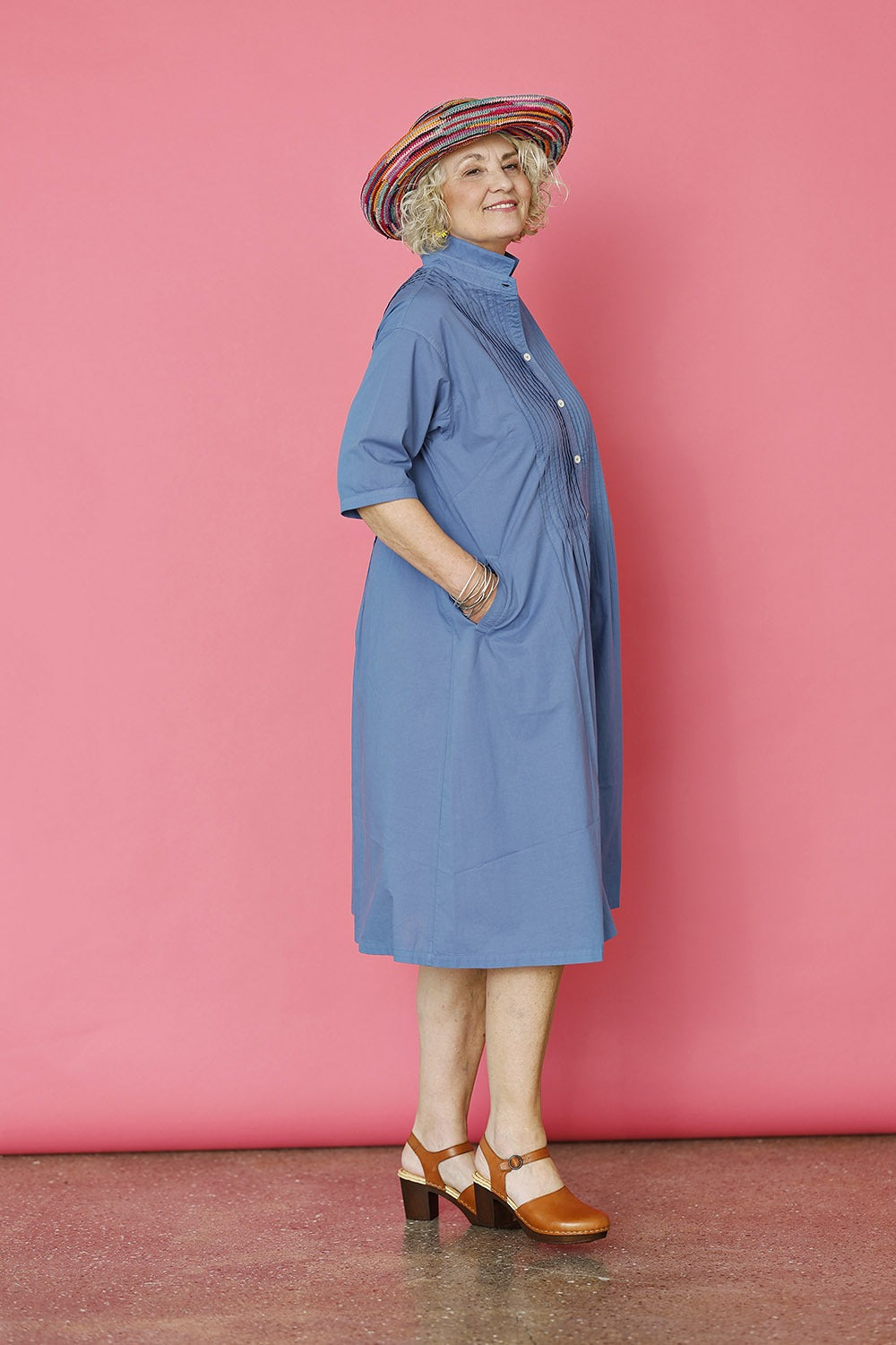 ym-1061635-8306-skjortekjole.shirtdress-blue-støvetblå-blå-yaccomaricard-1