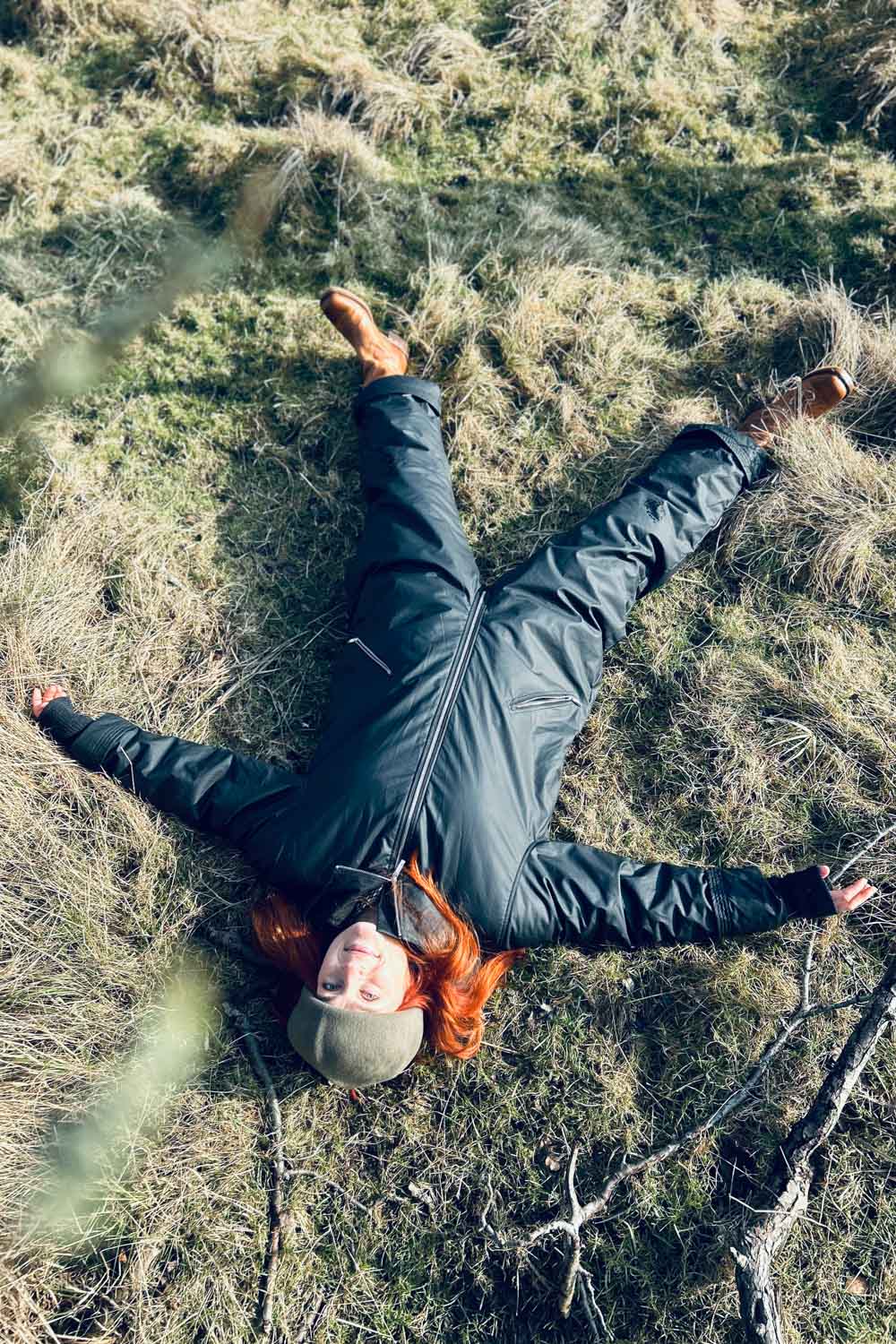 3-mcjump-flyverdragt-sort-til-voksne-mcverdi-4