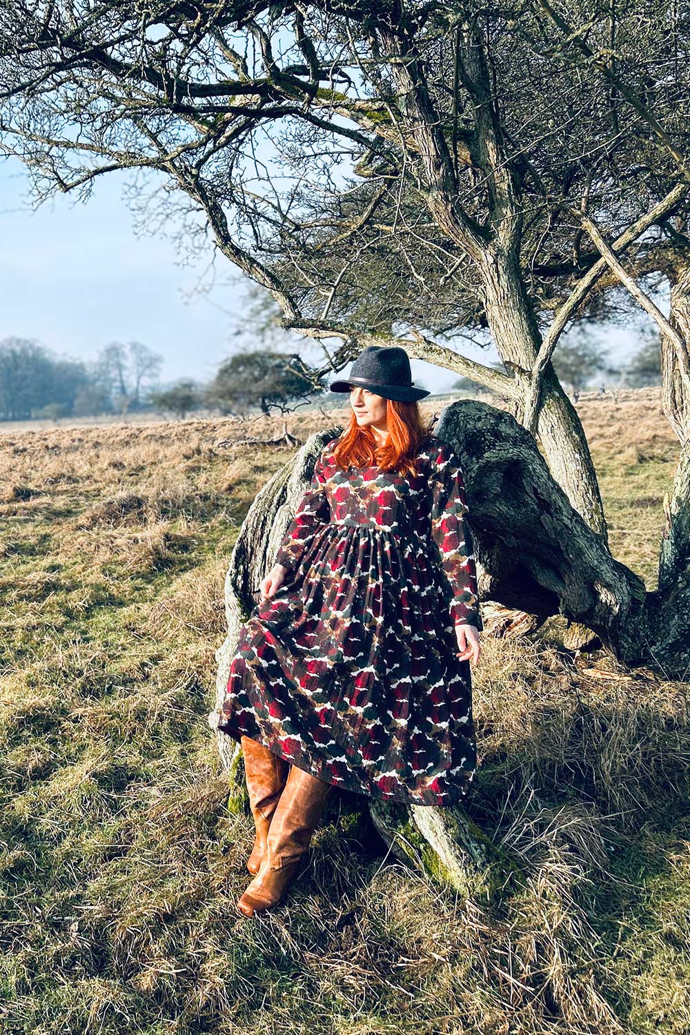 mc985d-kjole-print-dress-minakani-winter-dress-3