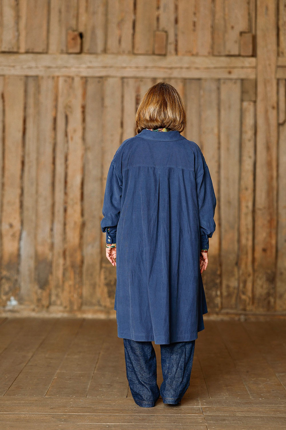 mc986e-blue-blå-babyfløjl-kjole-mcverdi-3