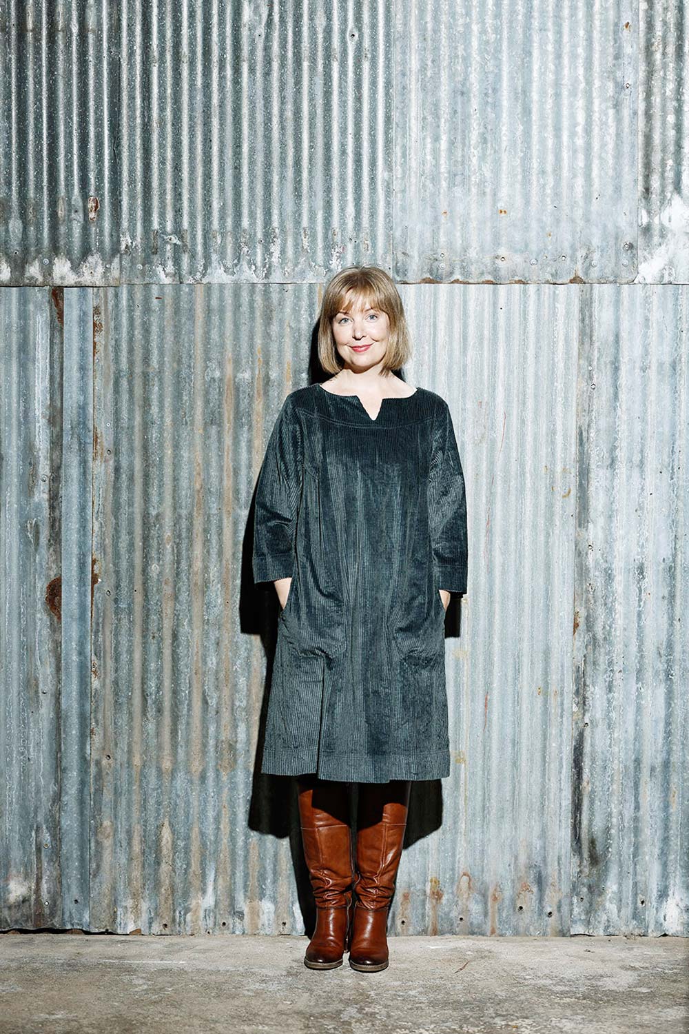 mc987b-grey-mcverdi-grå-fløjlskjole-fløjl-3