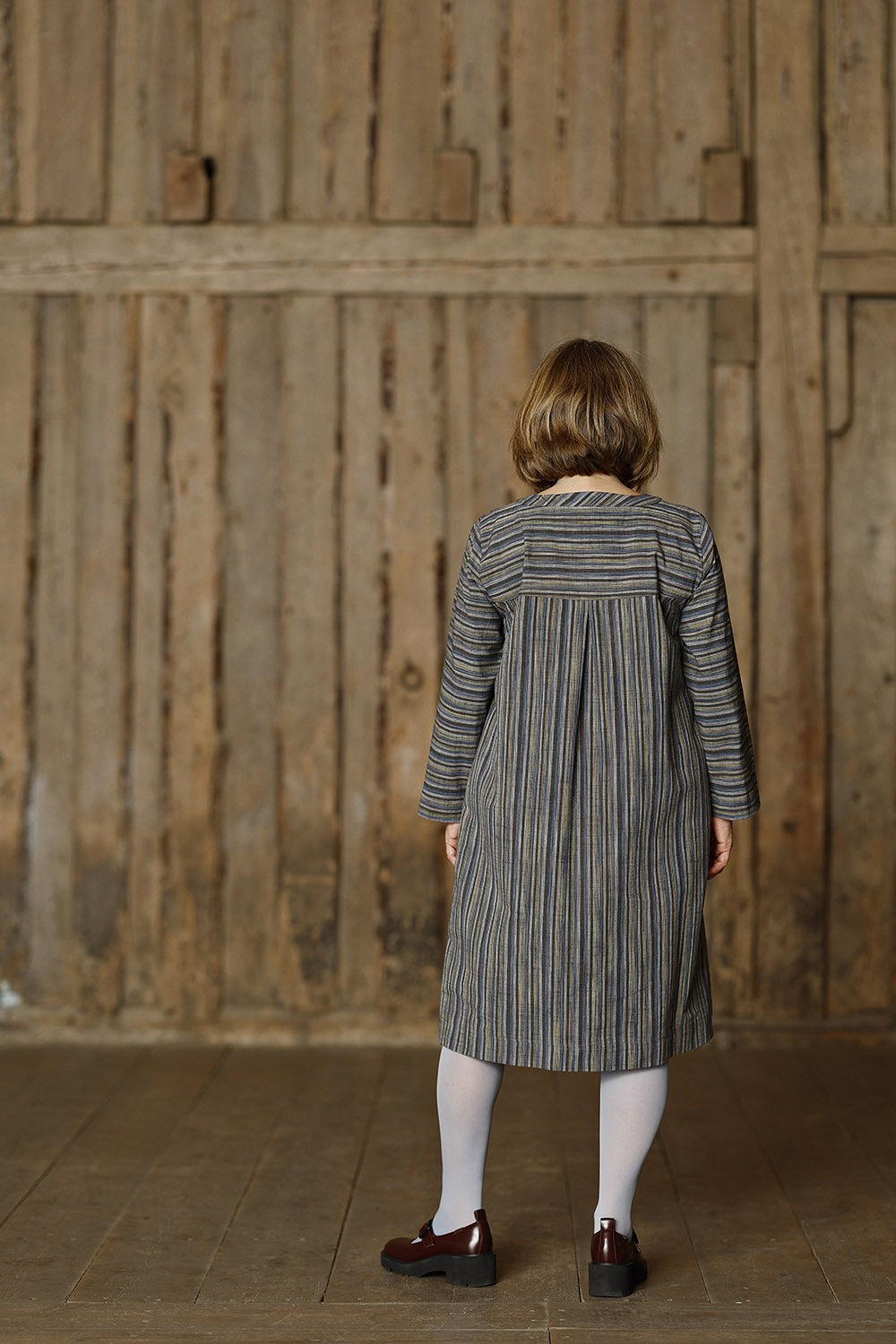 mc989b-grå-mcverdi-ikat-mcverdi-kjole-thyra