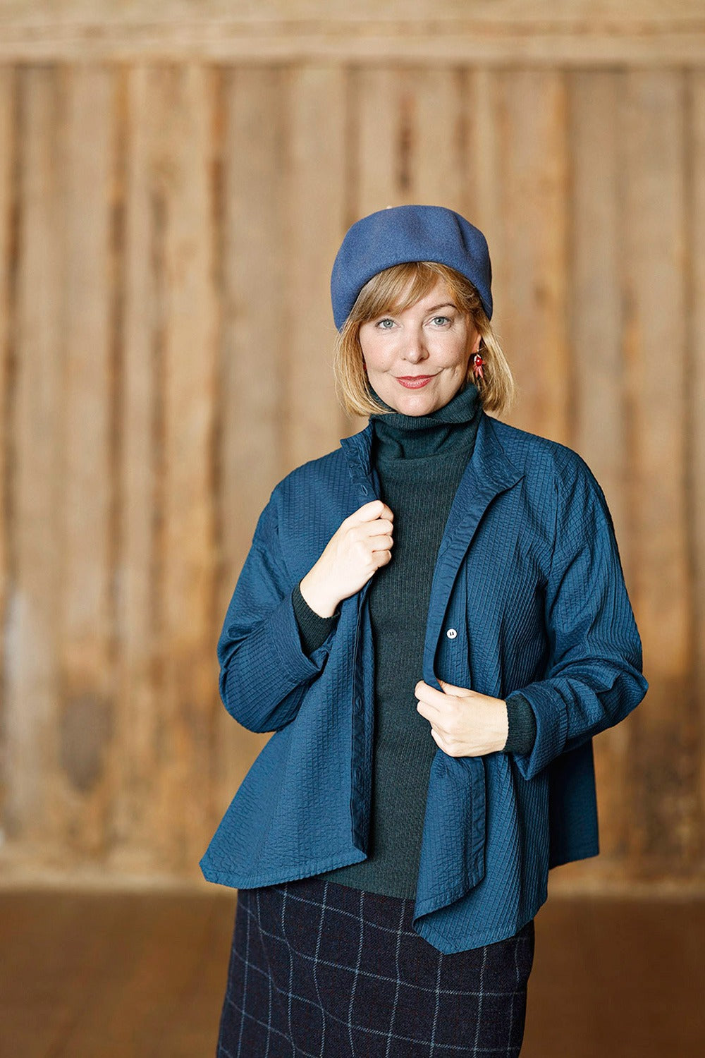 yaccomaricard-1023991-8203-night-blue-shirt-asymmetric-mcverdi-2