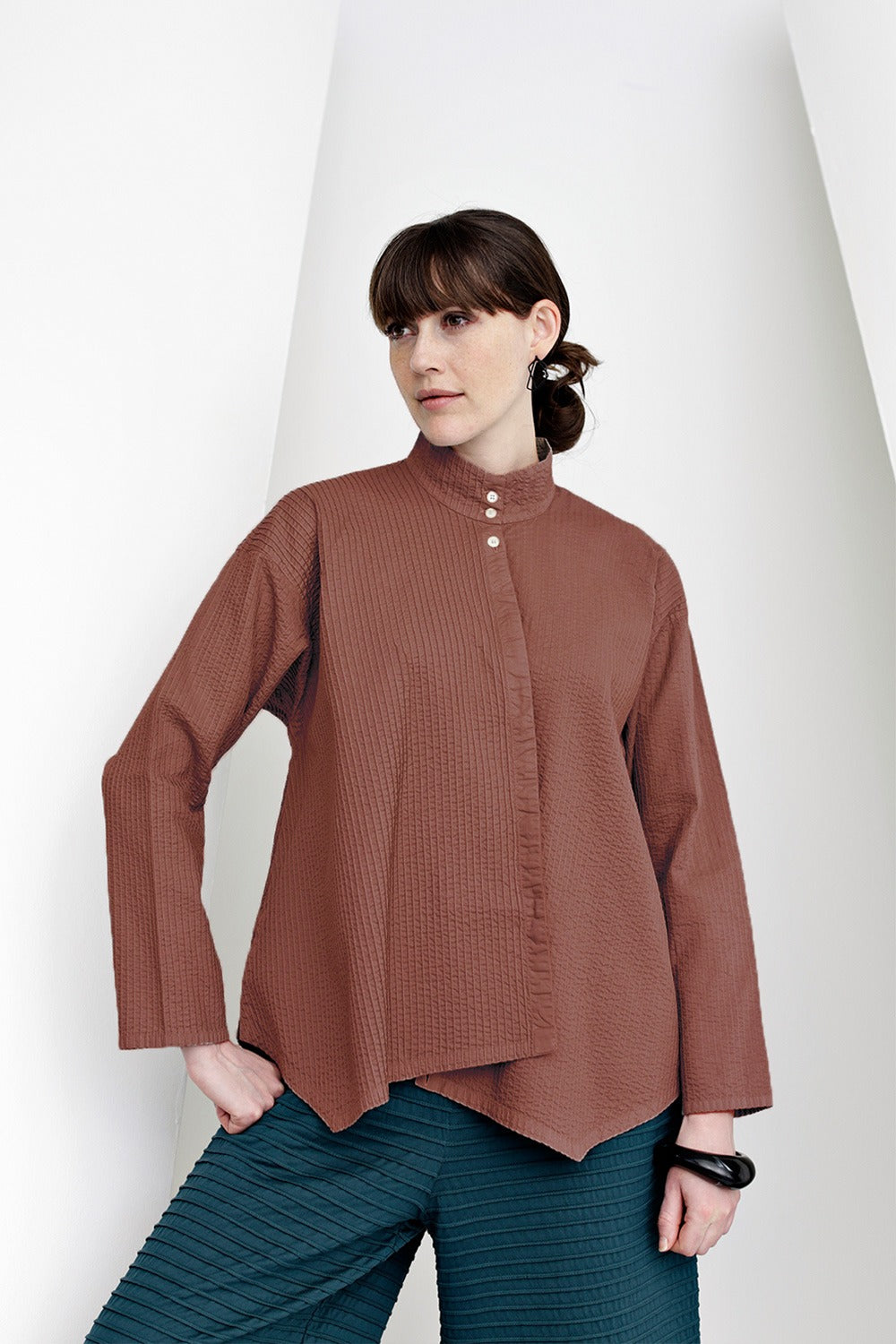 yaccomaricard-1023991-asymmetrisk-marrron-2106