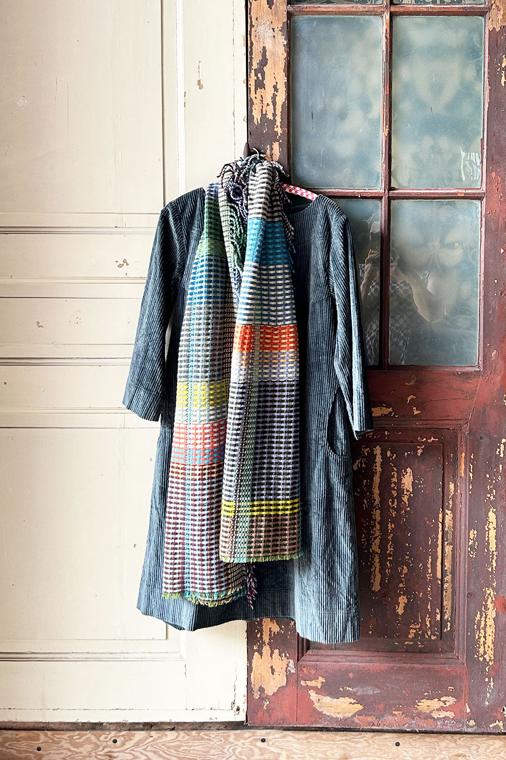 W42B03-jankel-wrap-lilac-scarf-wallace-sewell