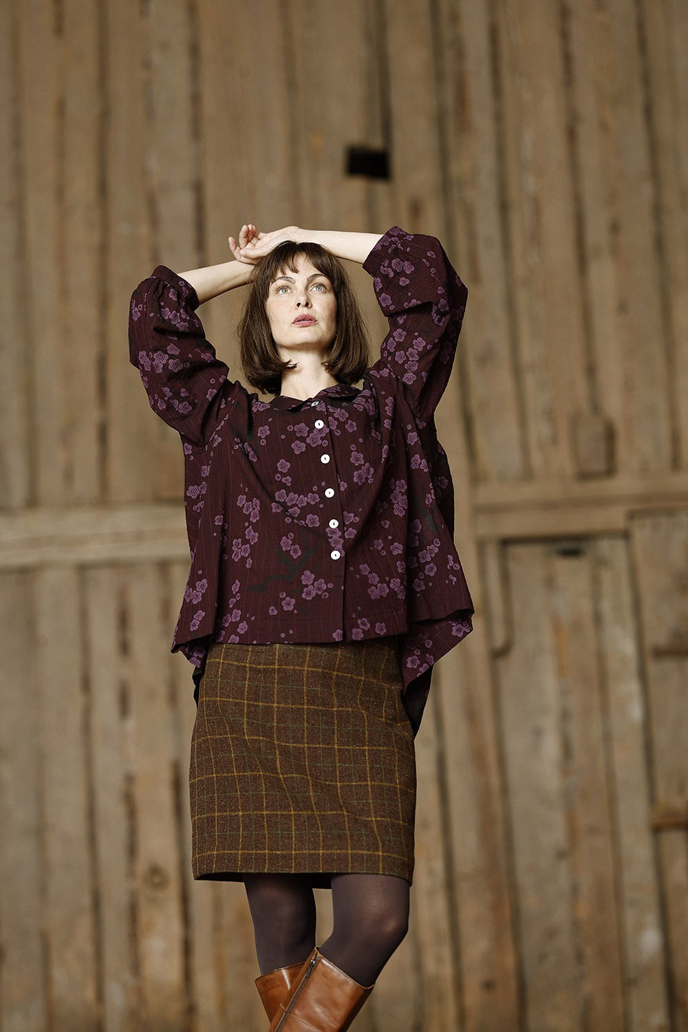 Vimeo_mc991a-cherry-flower-shirt-mcverdi-button-blouse-4