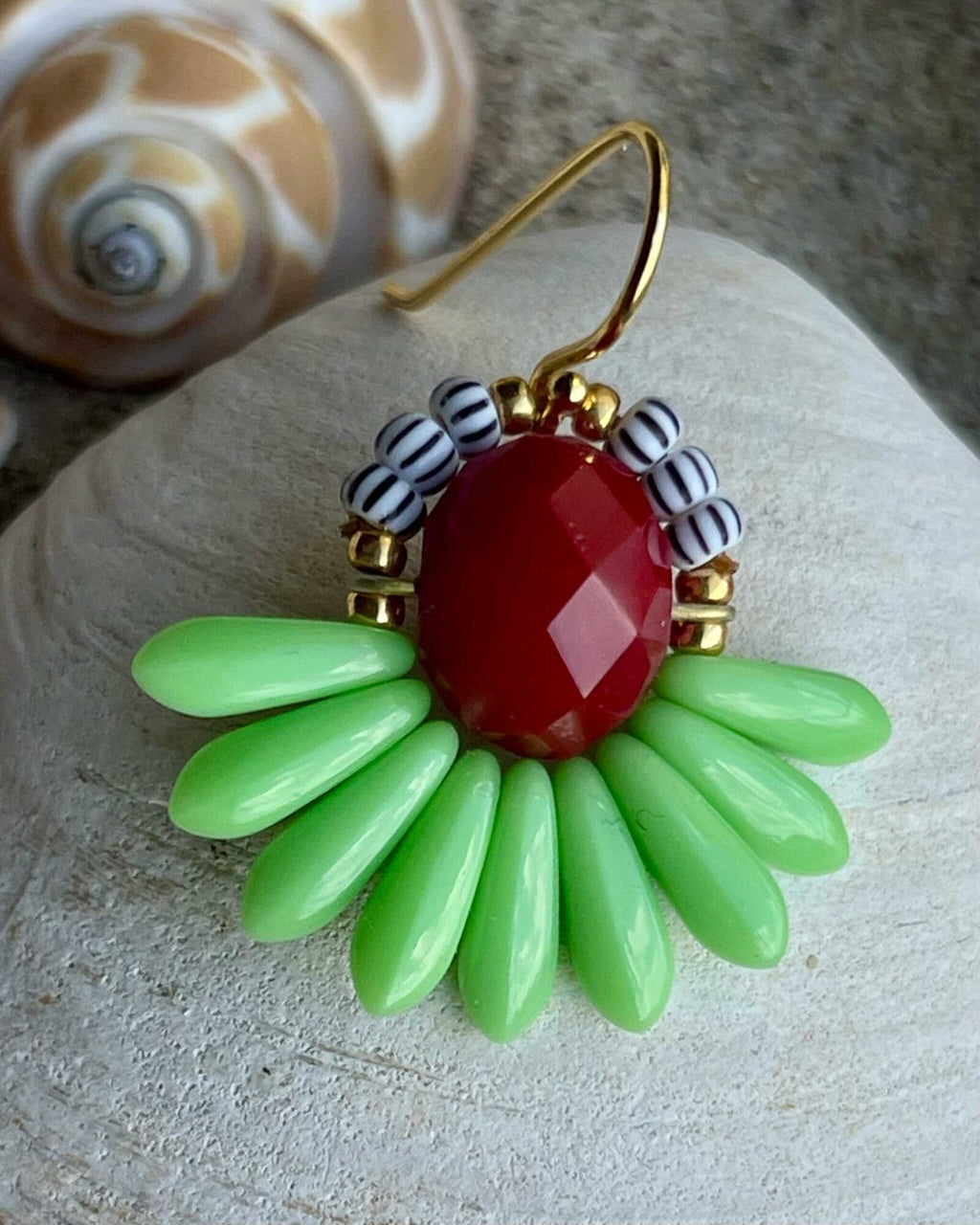 Lille ørenring lys grøn rød 1-2