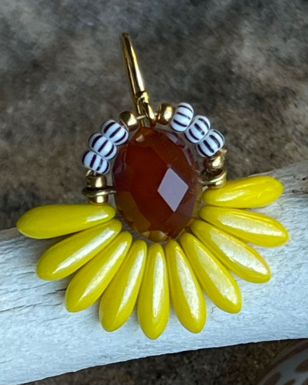 Lille Ørenring gul rav 2-2