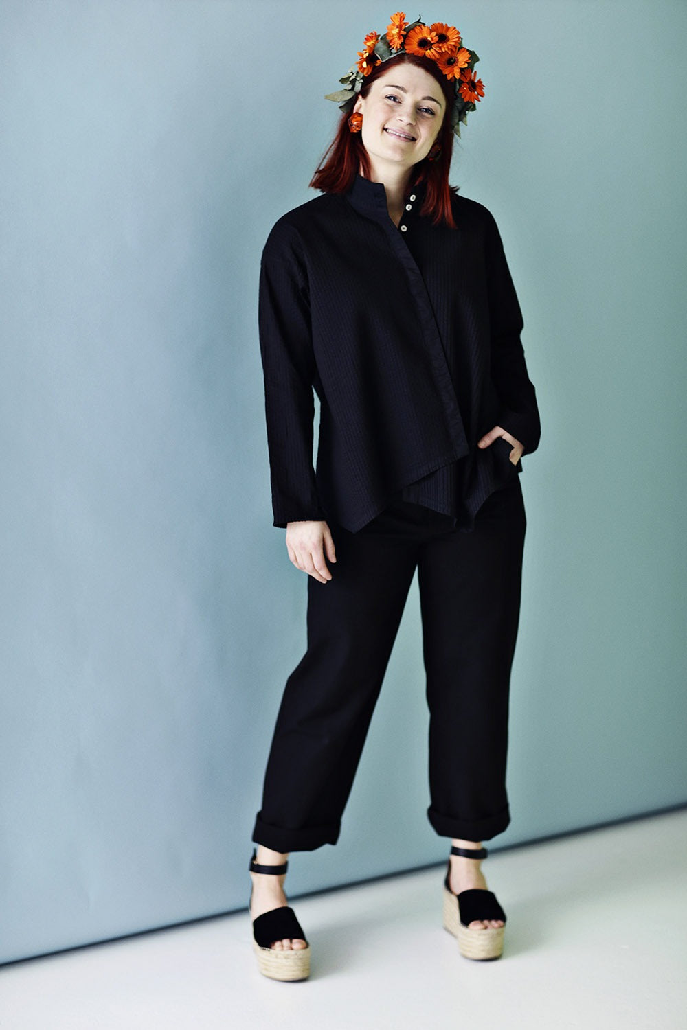 YM-1021836-0300-sort-skjorte-mcverdi-3