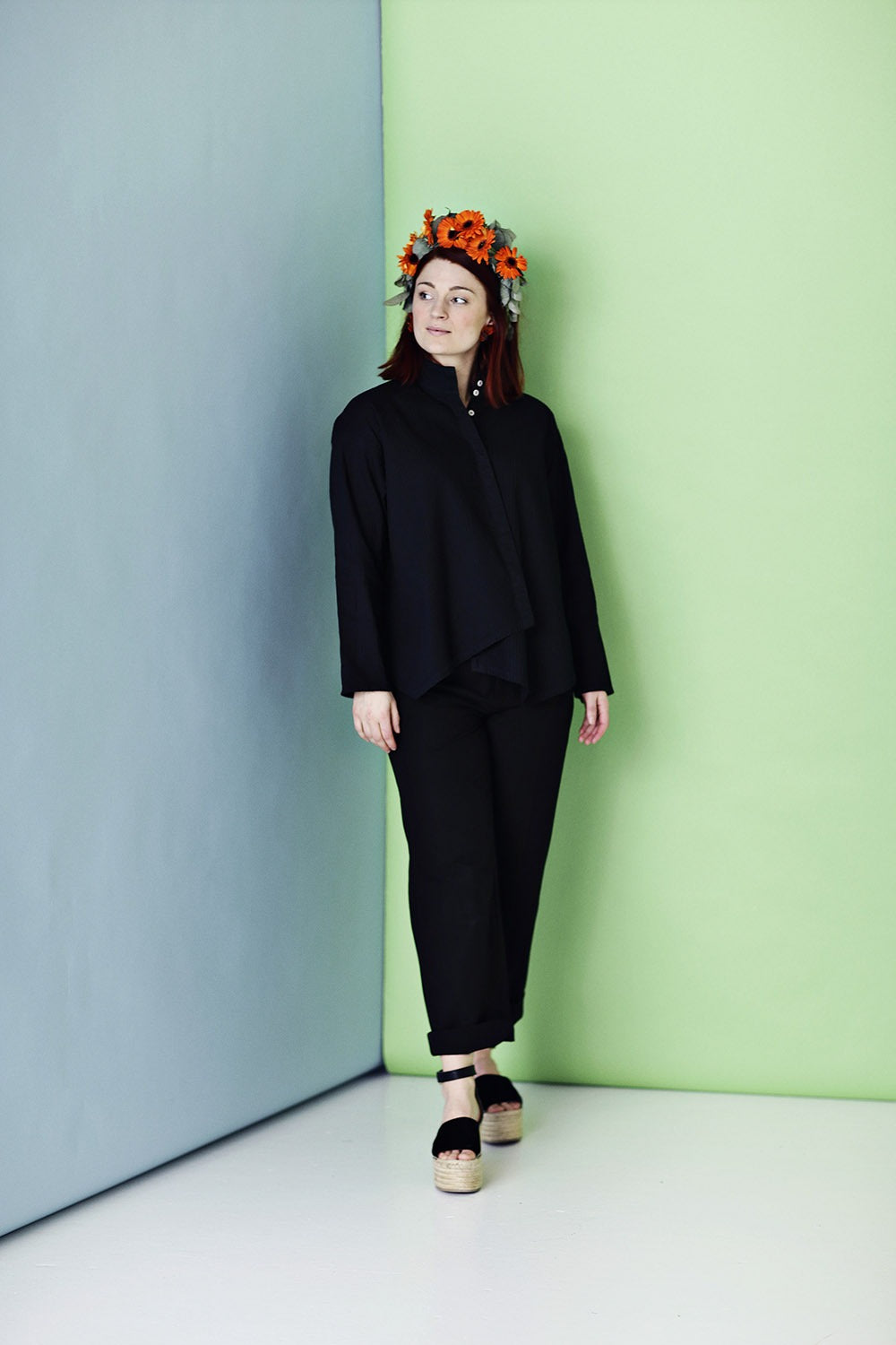 YM-1021836-0300-sort-skjorte-mcverdi-2