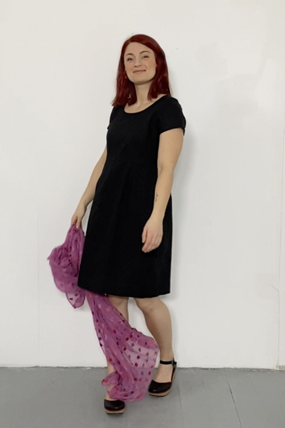 vimeo-26-mc732d-sort-hørkjole