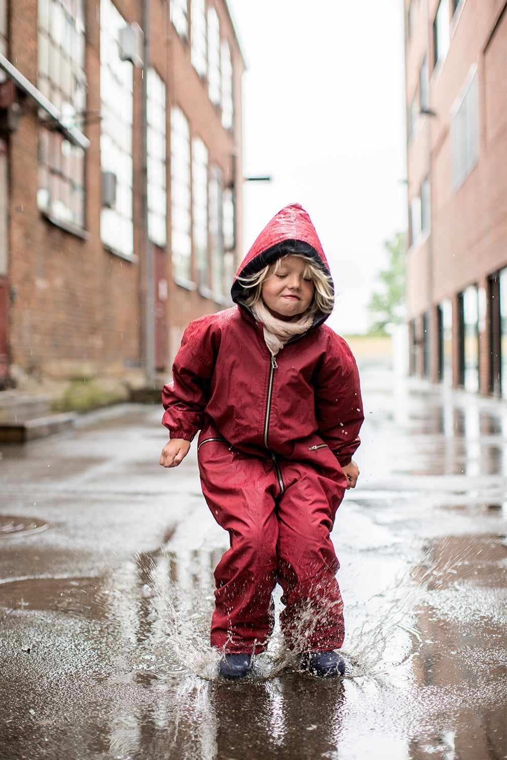 mm03-red-rød-flyverdragt-jumpsuit-children-minimcverdi-1