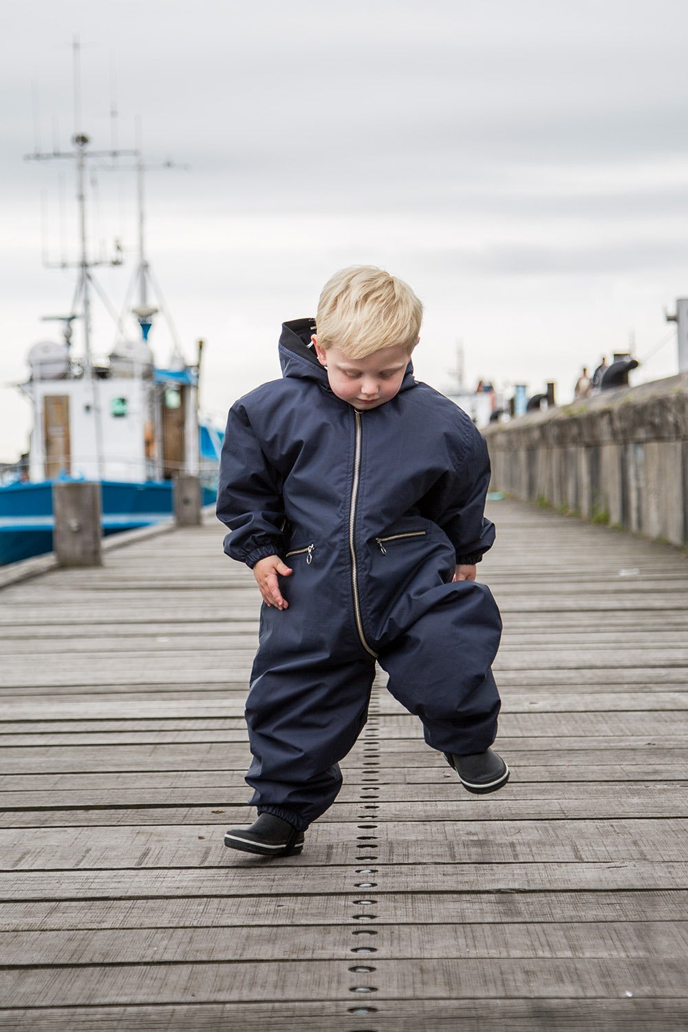 mm03-blue-blå-jumpsuit-flyverdragt-minimcverdi-2