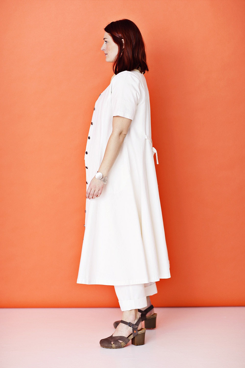 mc763e-w-canvas-hvid-kjole-mcverdi-4