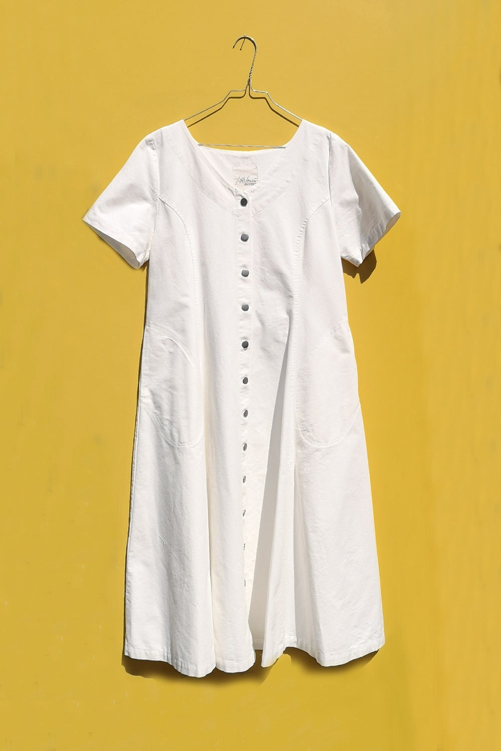 mc763e-white-canvas-dress-mcverdi