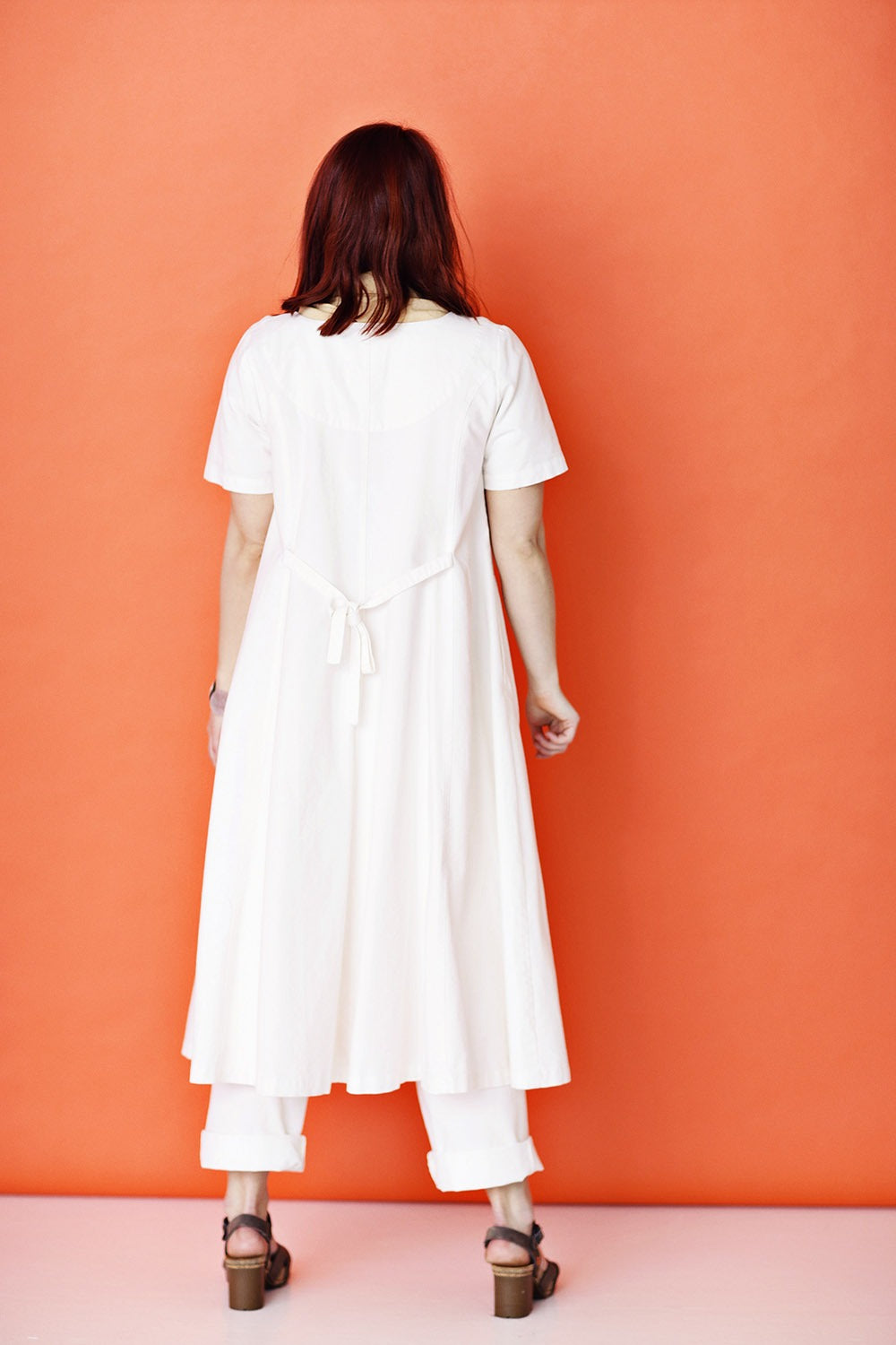 mc763e-w-canvas-hvid-kjole-mcverdi-5