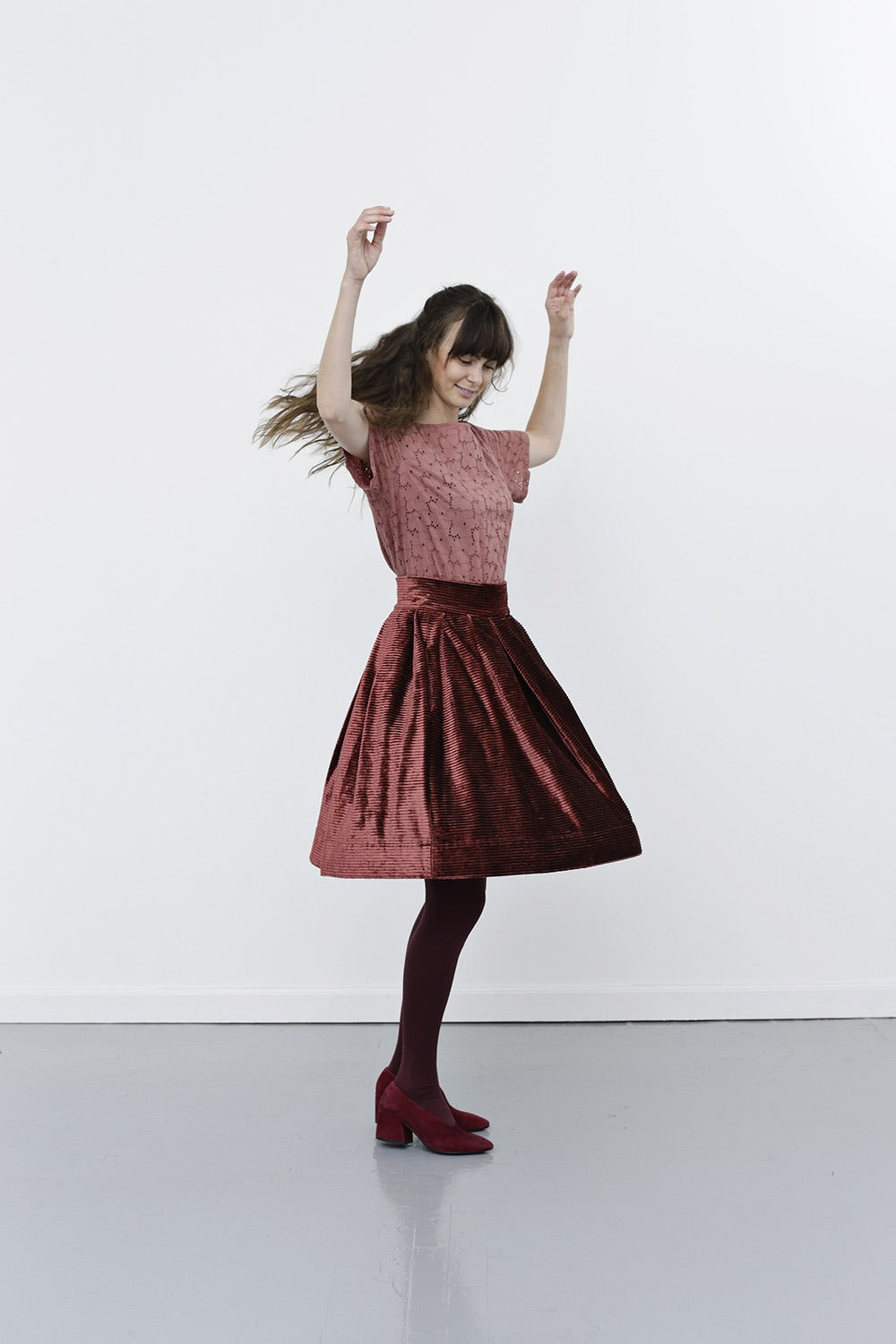 september20-julenederdel-fløjlsnederdel-rød nederdel-velvet-skirt-for-christmas-2