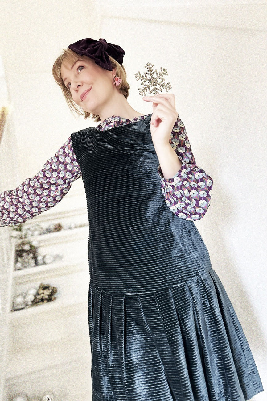 september20-julekjole-petrol-blå-velvet-dress-fløjlskjole-8