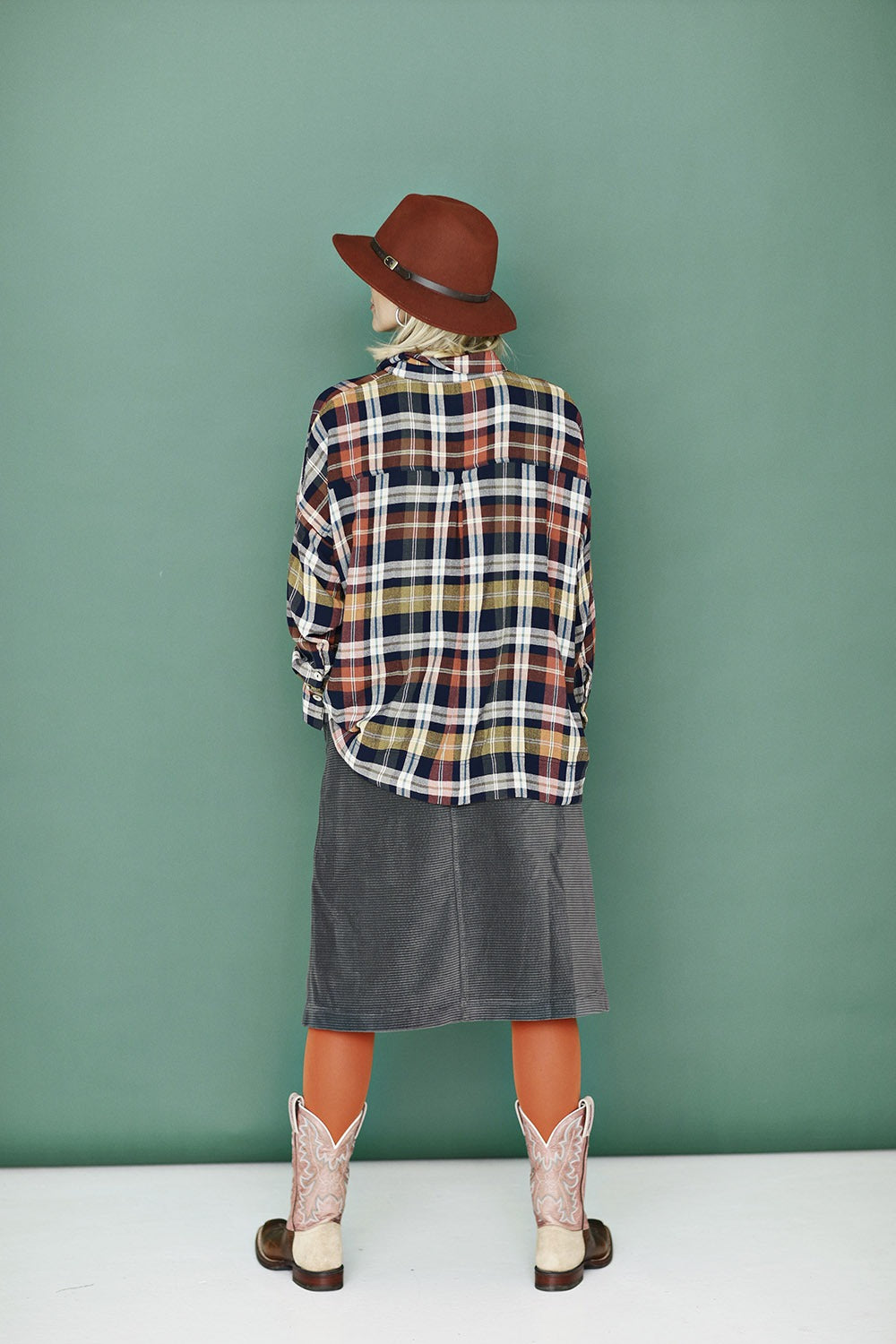 mc787g-gr-grey-long-skirt-corduroy-grå-nederdel-fløjl-mcverdi-3