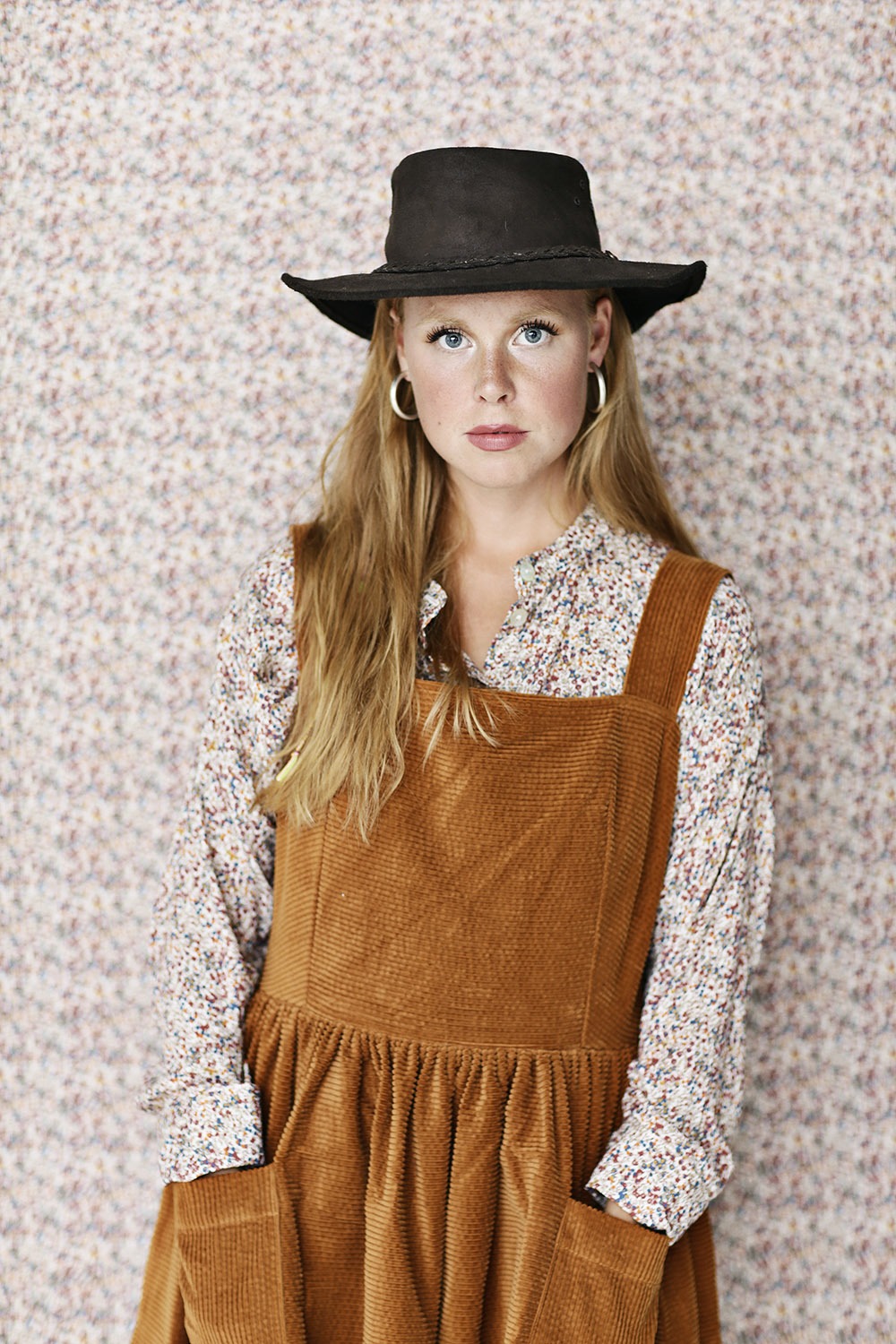 majse-dress-terracotta-fløjlskjole-september20-7