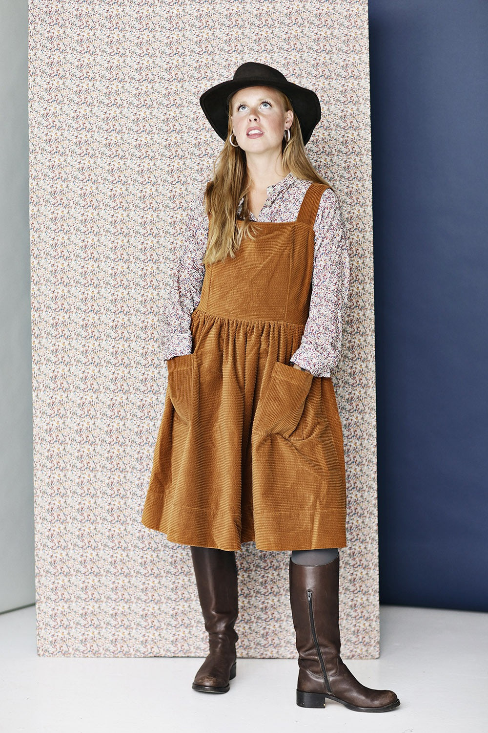 majse-dress-terracotta-fløjlskjole-september20-5