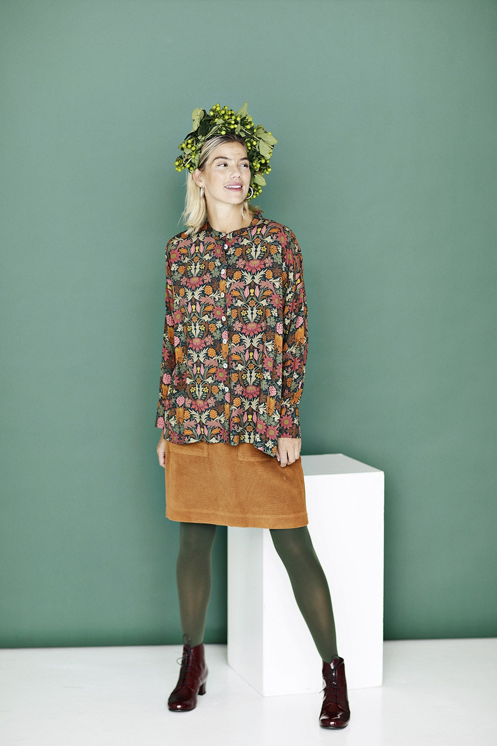 mc787f-te-dark-orange-skirt-corduroy-orange-nederdel-fløjl-mcverdi-1