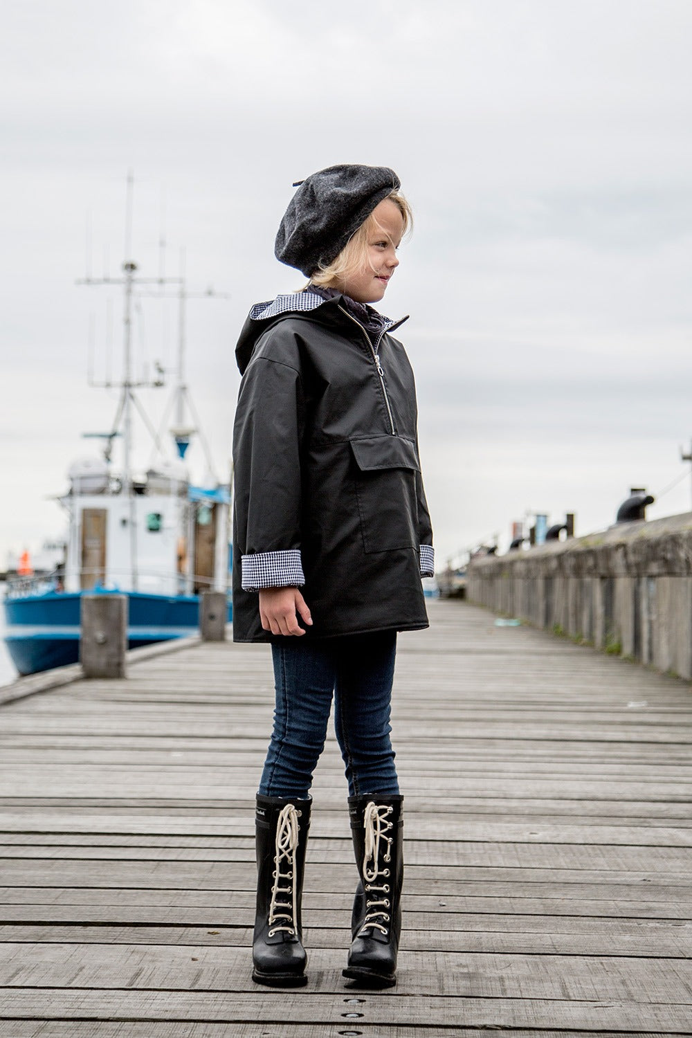 mm01-black-sort-børneanorak-childrenanorak-minimcverdi-1