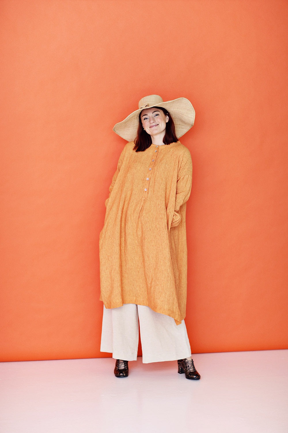 mc802g-so-solero-orange-long-loose-linen-dress-lang-løs-orange-hør-kjole-mcverdi-5