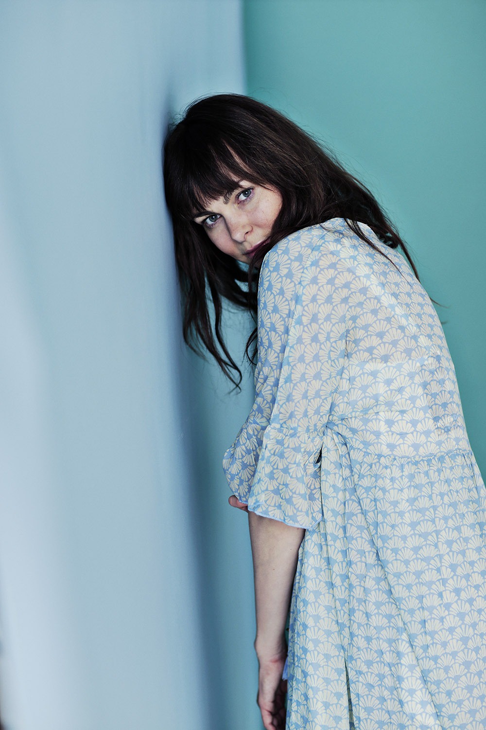 vr1204-robe-elsa-peacock-bleu-provence-zen-ethic-kjole-mcverdi-6