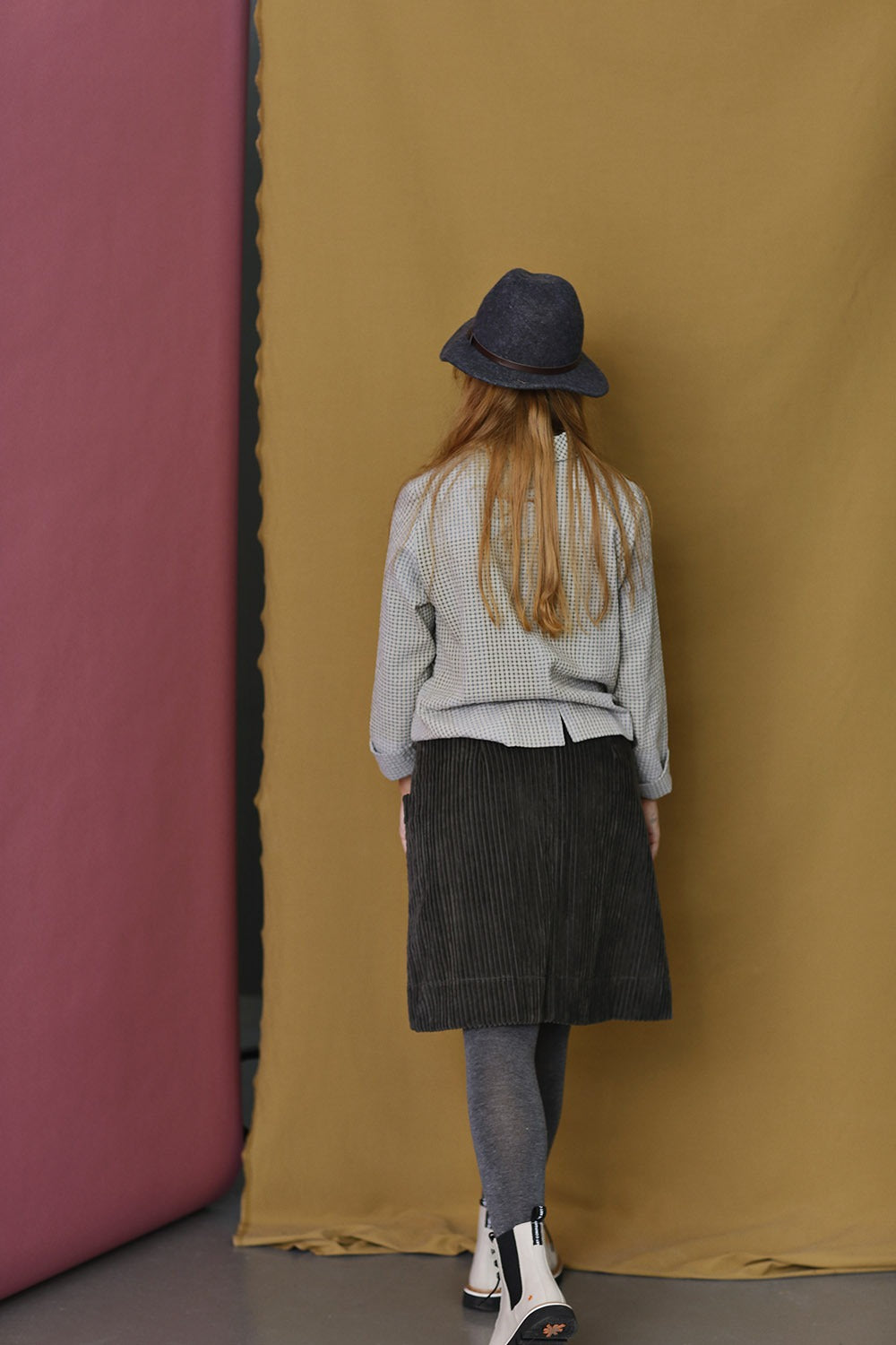 mc829a-grey-shirt-grå-skjorte-bomuld-cotton-blouse-mcverdi-2-3