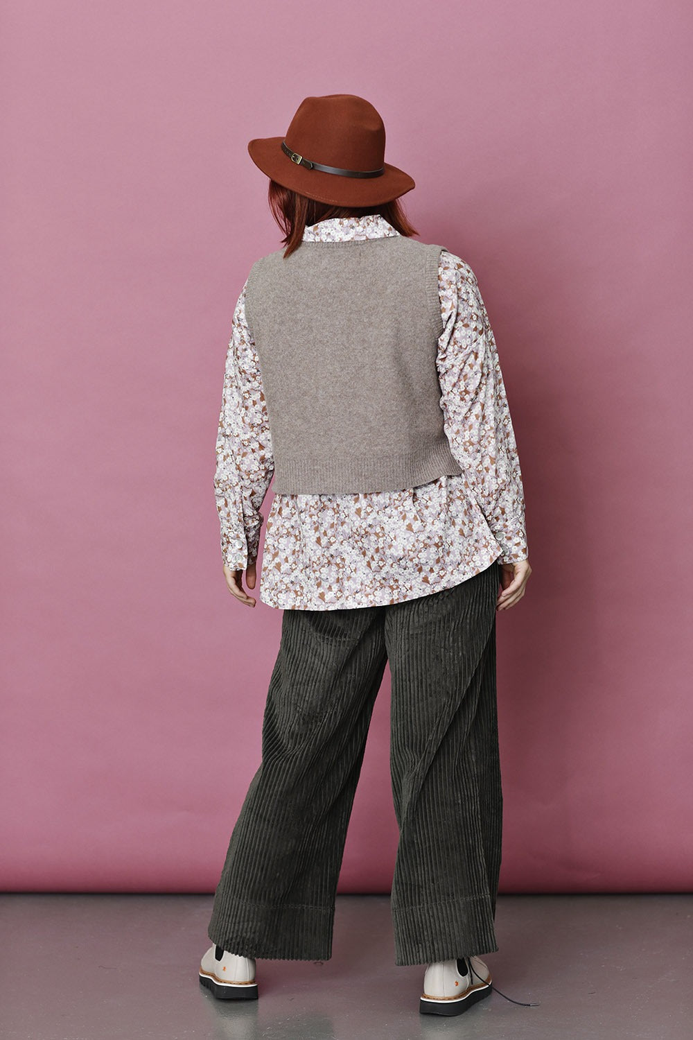 sille-vest-oak-muse-wear-uld-4