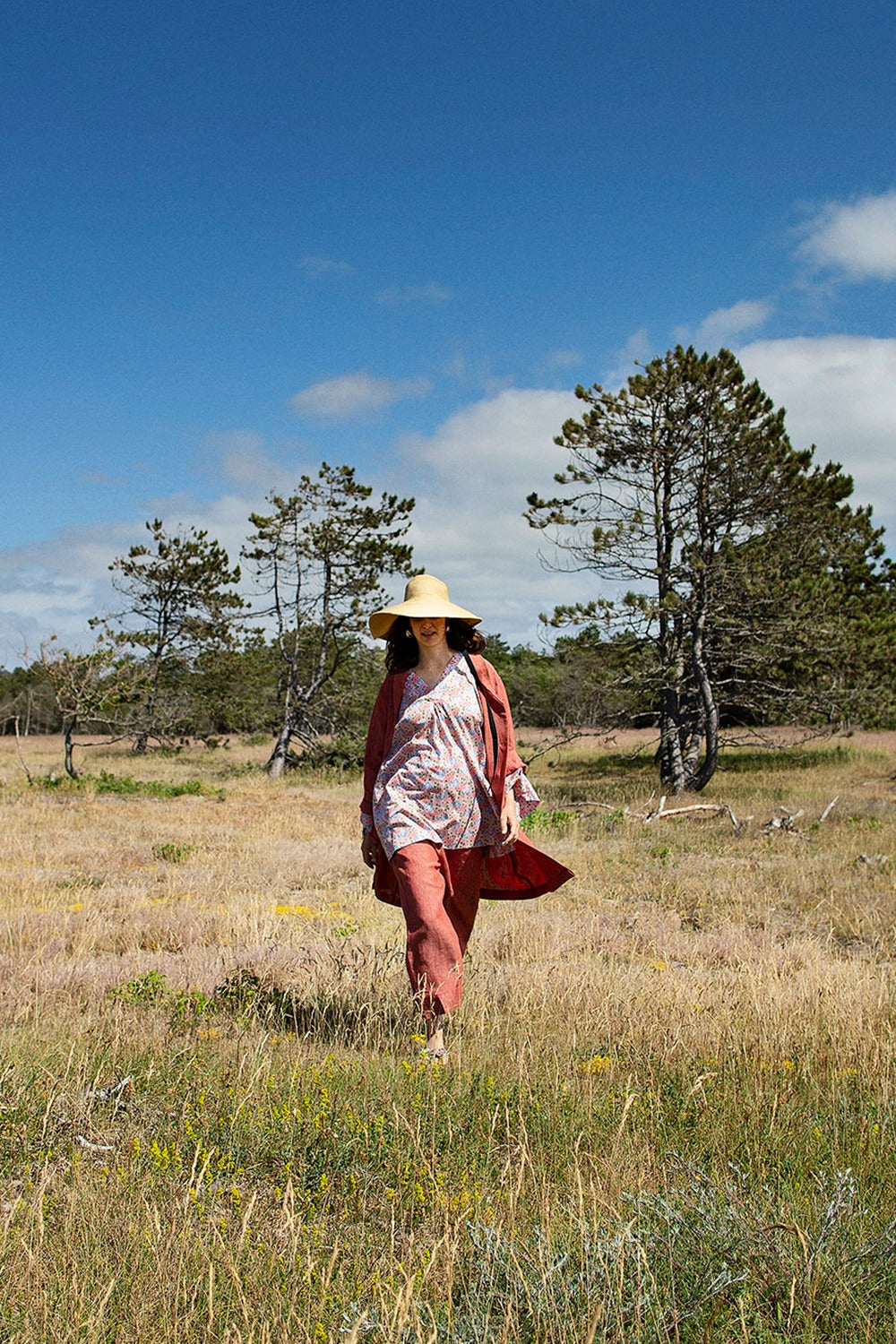 Mc842d-rød-hørskjorte-m732h-røde-hørbukser-mcverdi-Mc847b-pink-1