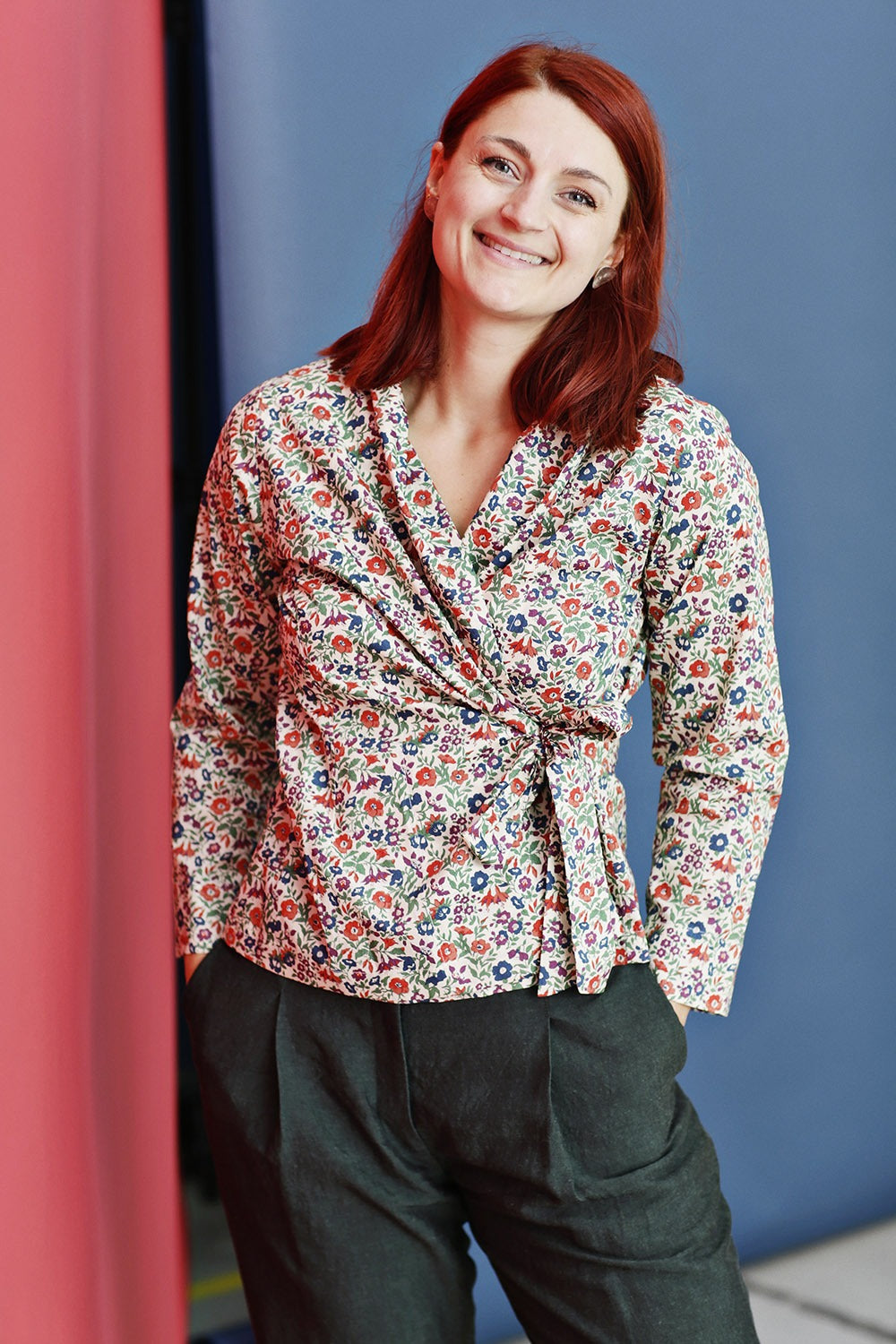 mc870a-multicolor-flower print-liberty-mcverdi-mamie-cotton-wrap over shirt-3