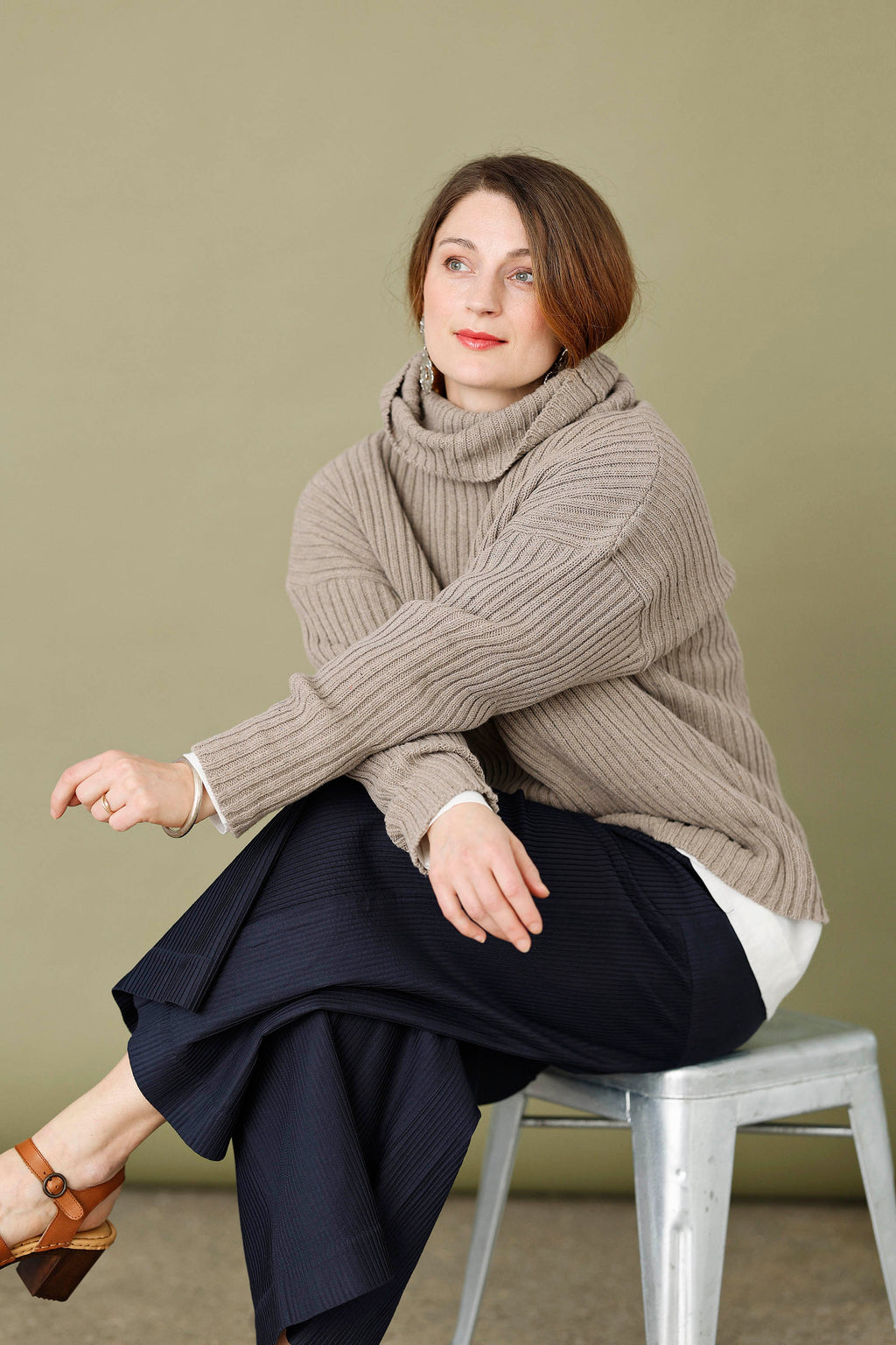 Chunky strik fra MUSE WEAR med bred rib i beige