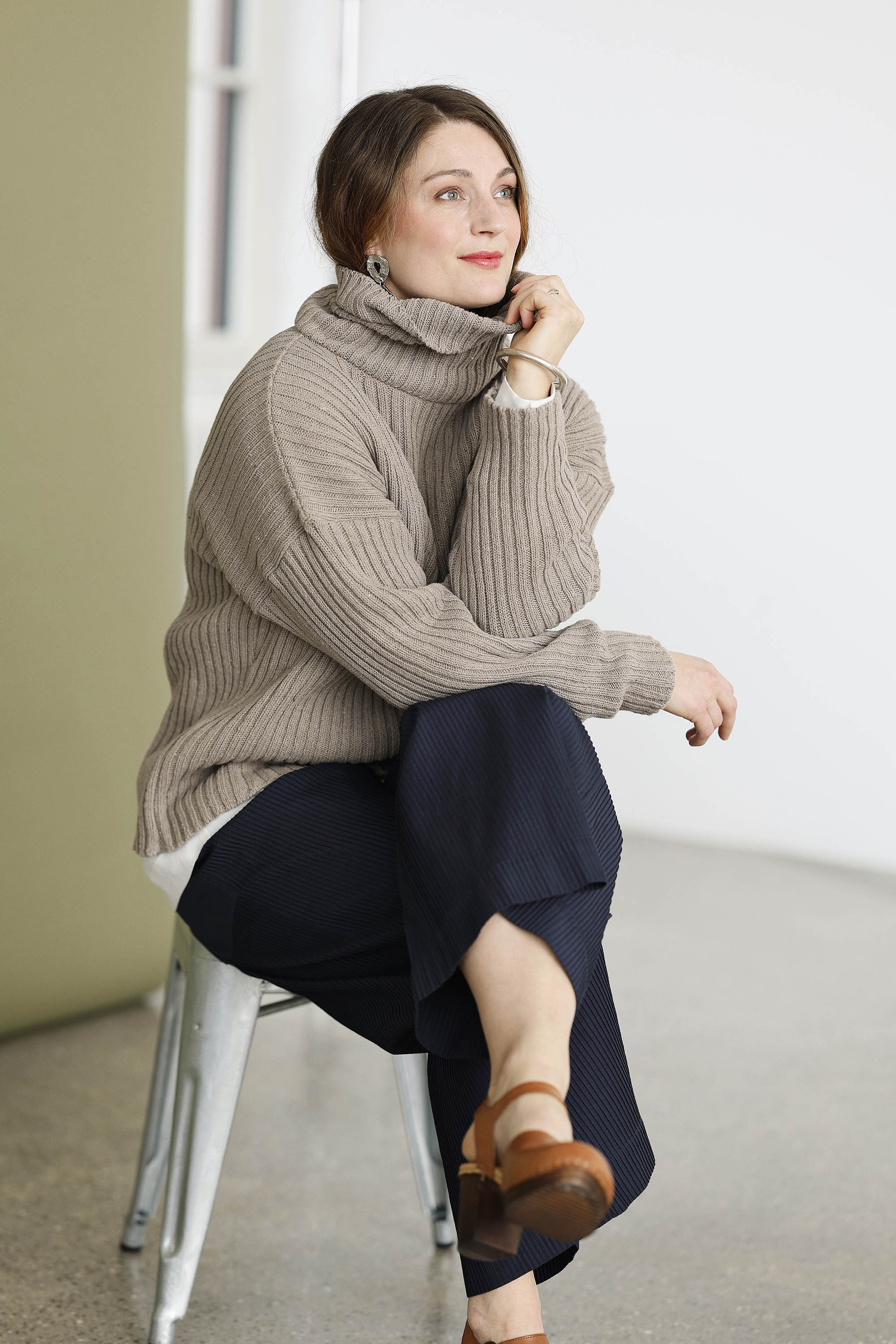 Chunky knit from MUSE WEAR with wide rib in beige