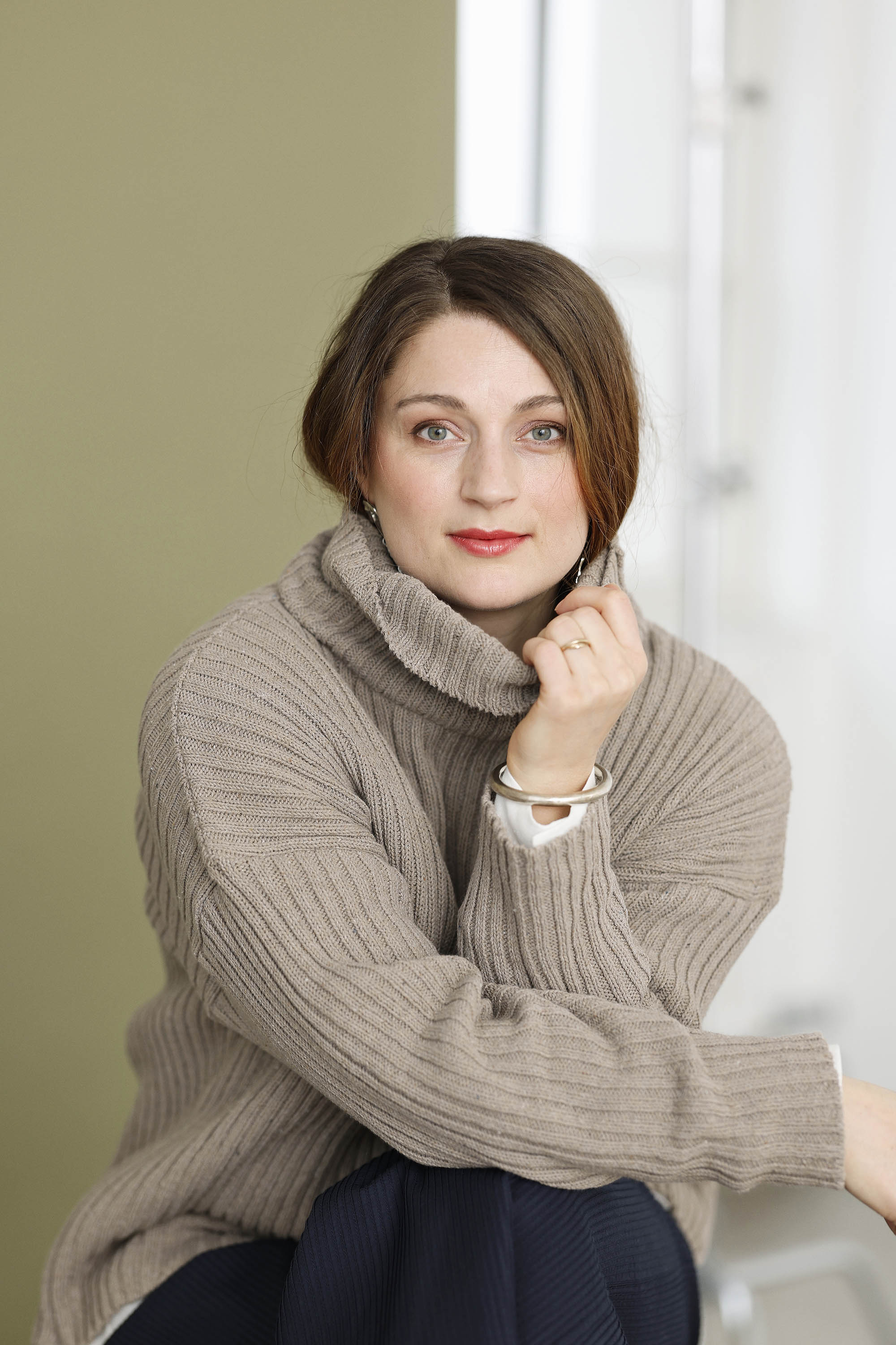 Chunky knit from MUSE WEAR with wide rib in beige