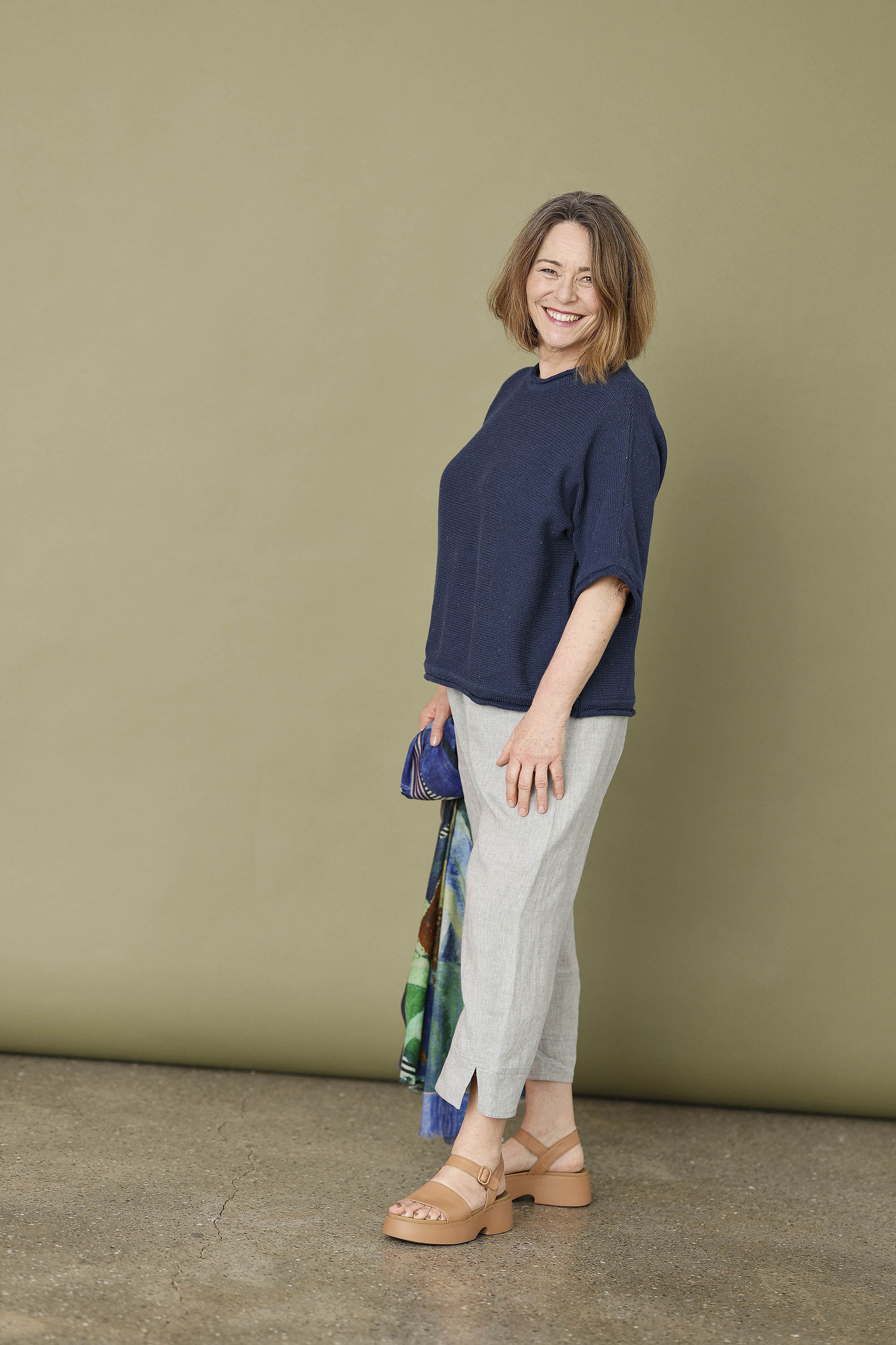 Kortærmet strik fra MUSE WEAR i navy blå