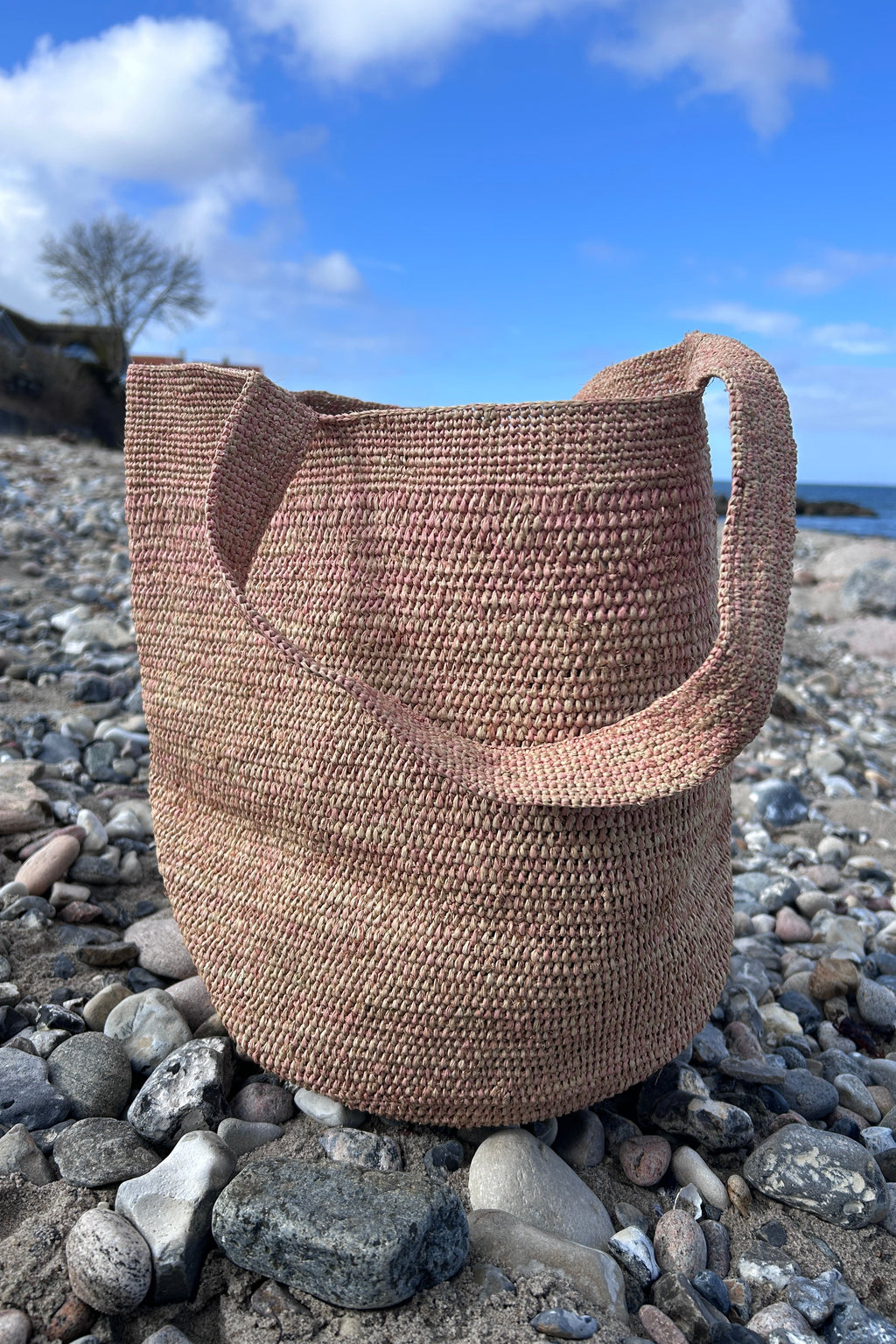 Cool pink and natural colored shopper