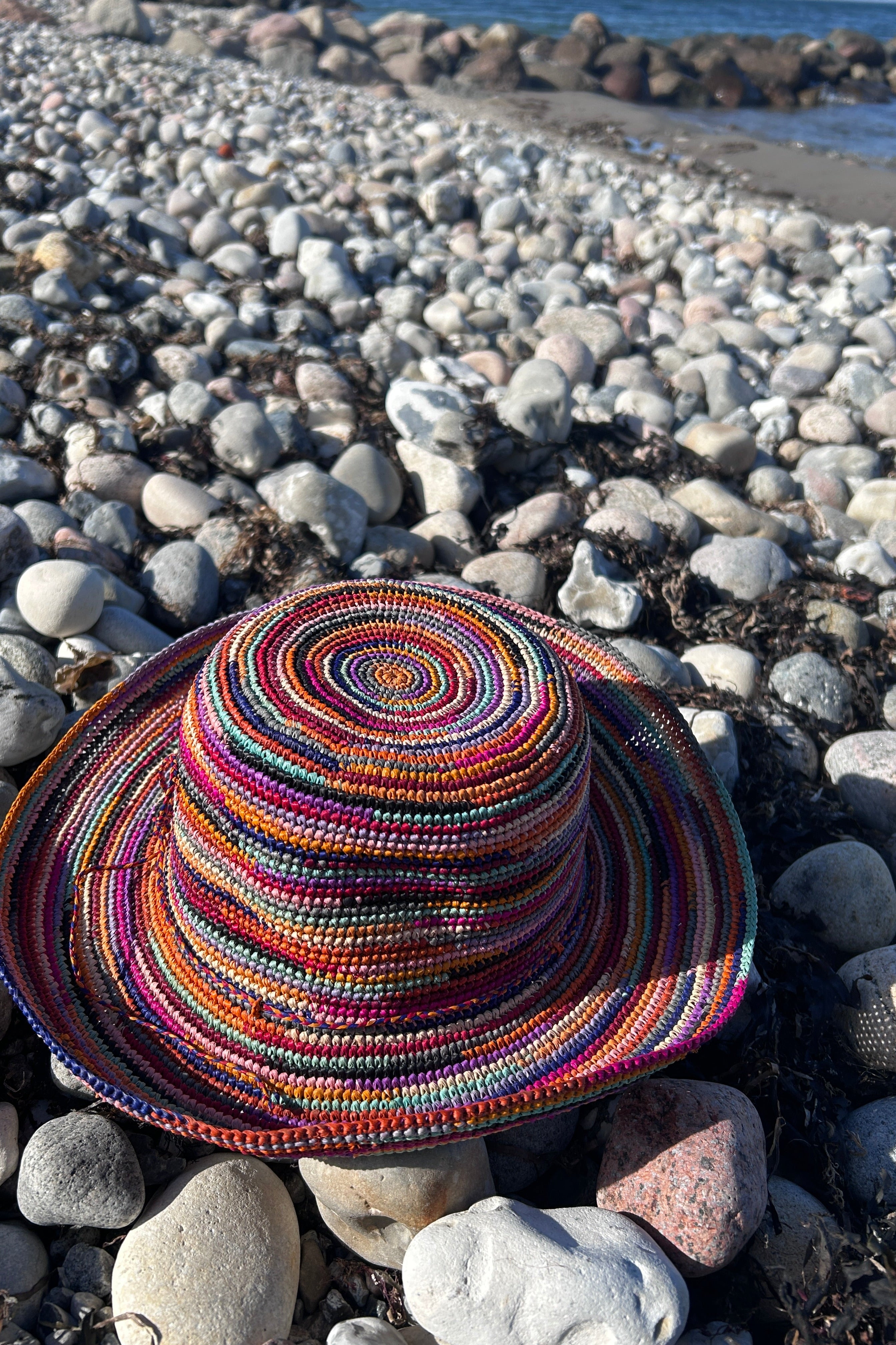 Skøn multicolor Sommerhat