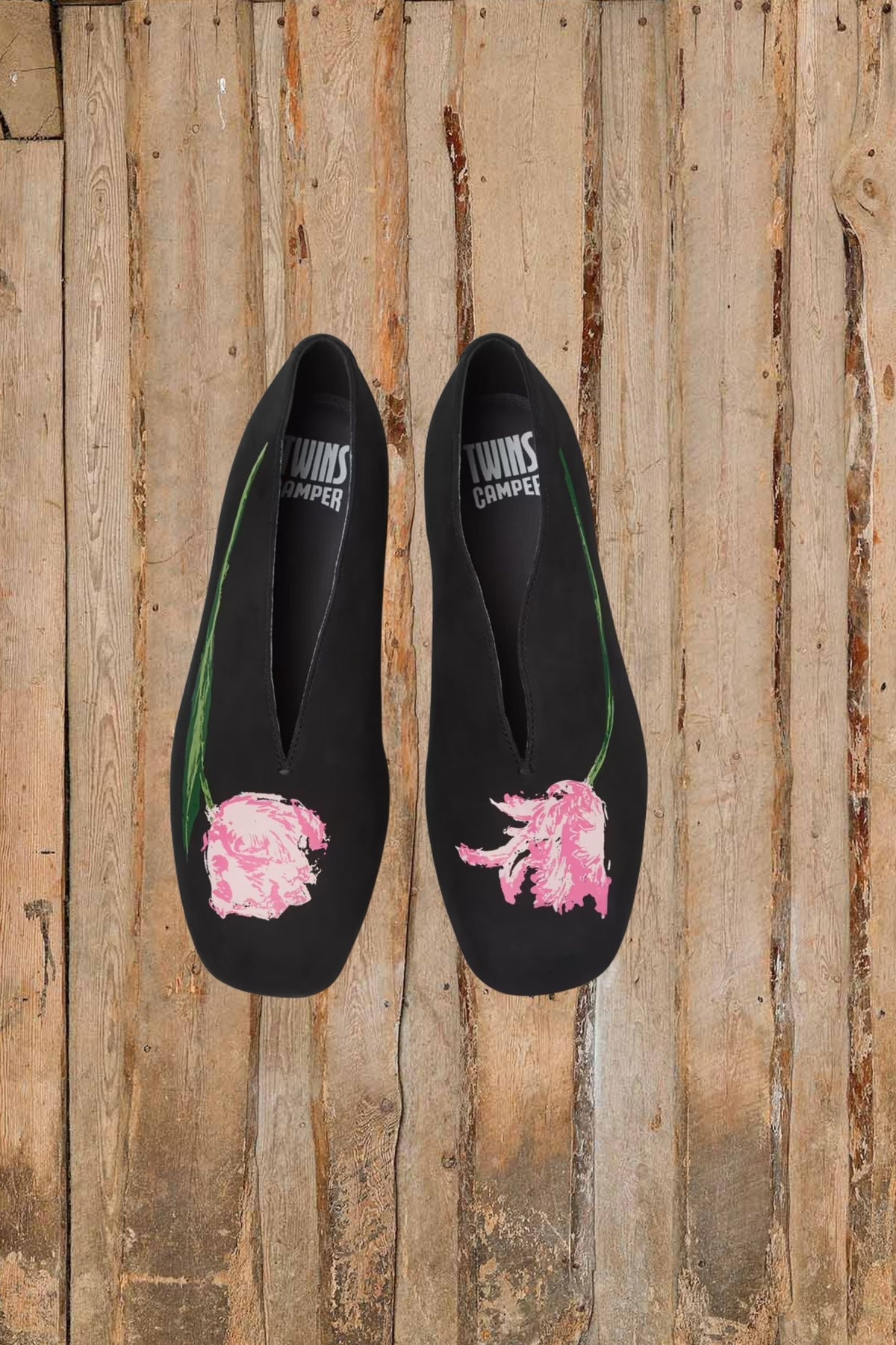 Sorte ballerina sko med blomster motiv